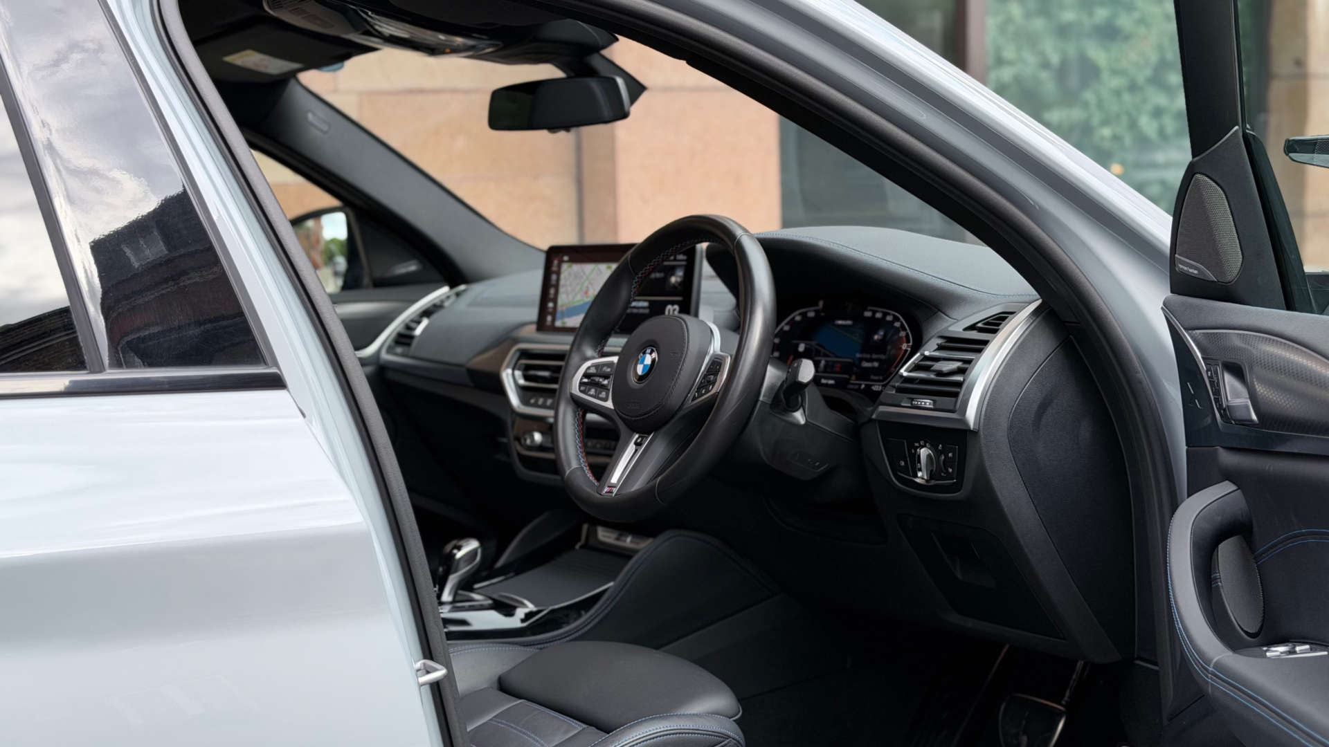 BMW X4 — photo 23