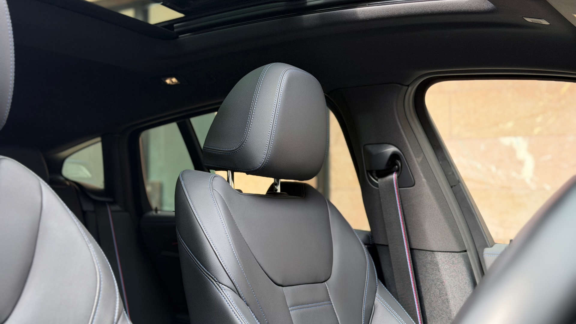 BMW X4 — photo 19
