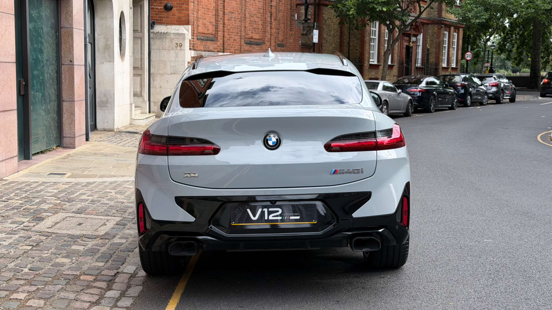 BMW X4 — photo 4