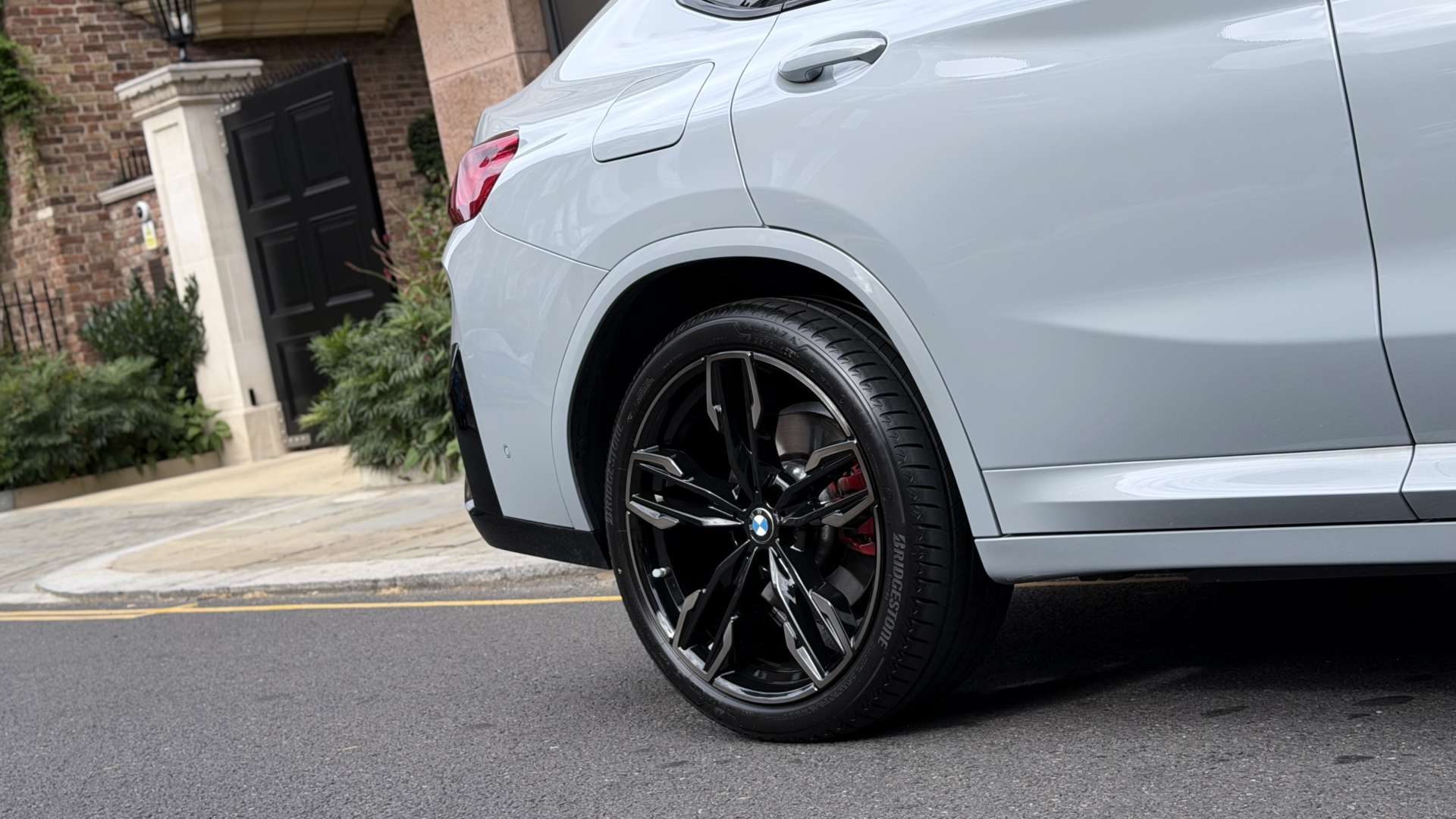 BMW X4 — photo 11