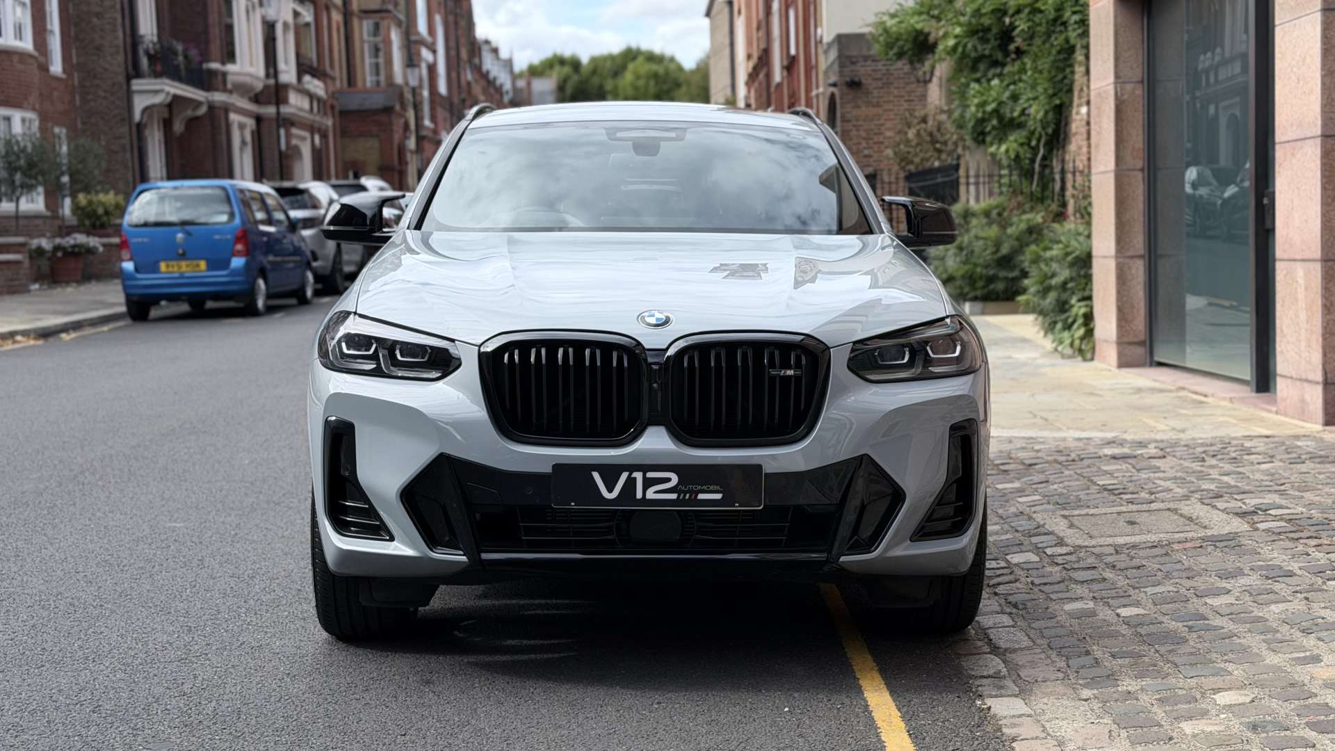 BMW X4 — photo 17