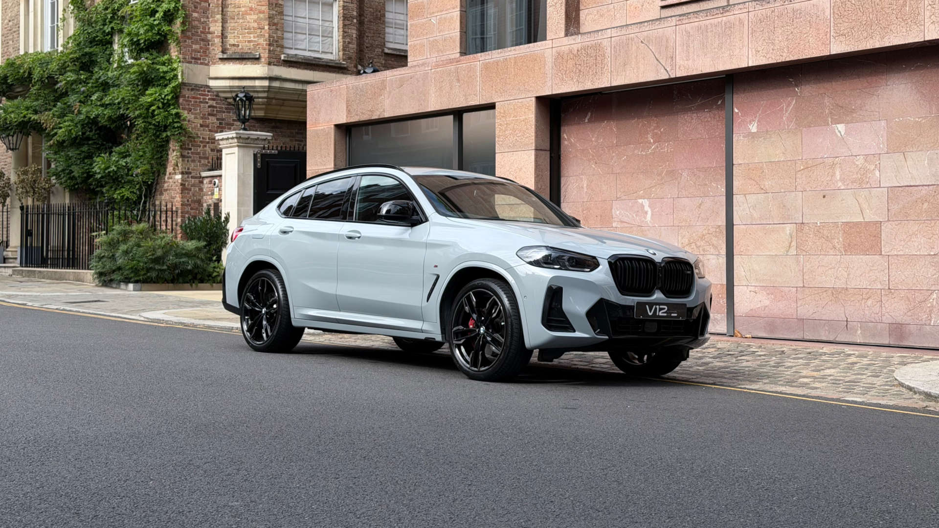 BMW X4 — photo 14