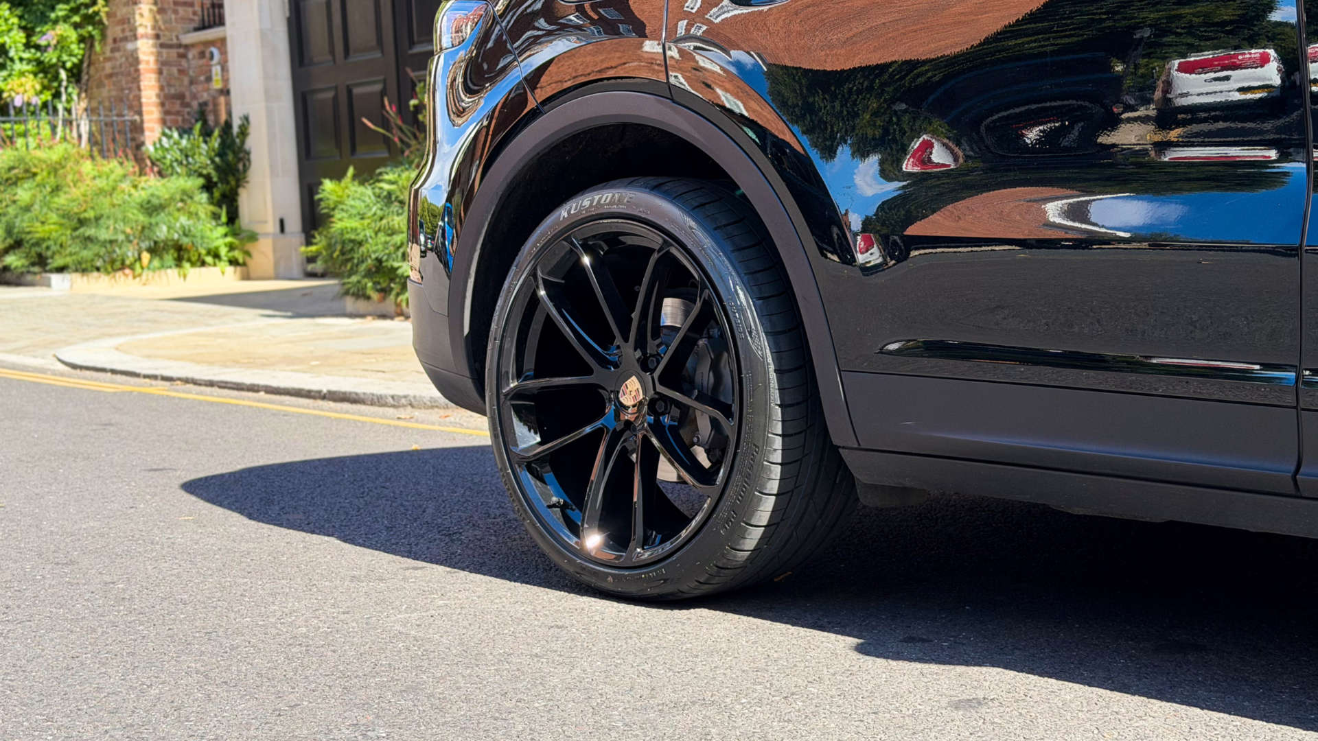 PORSCHE CAYENNE — photo 8
