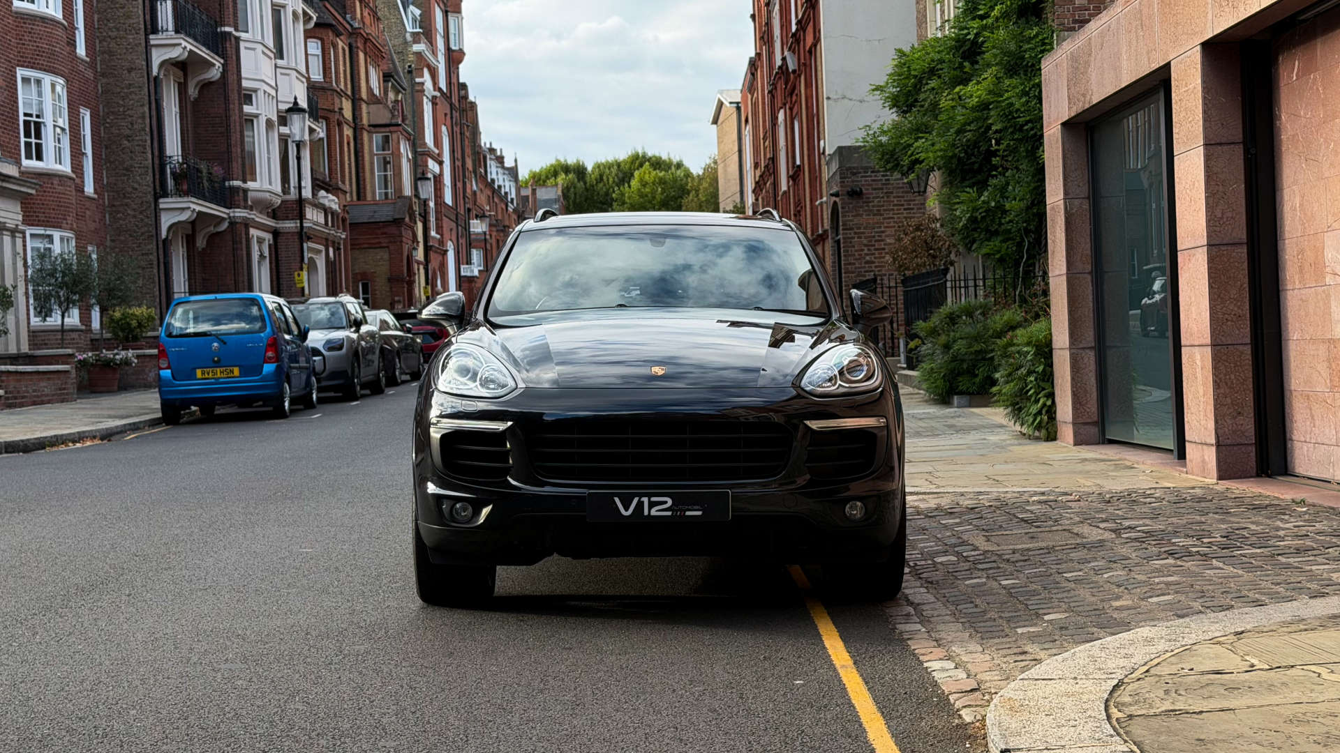 PORSCHE CAYENNE — photo 16