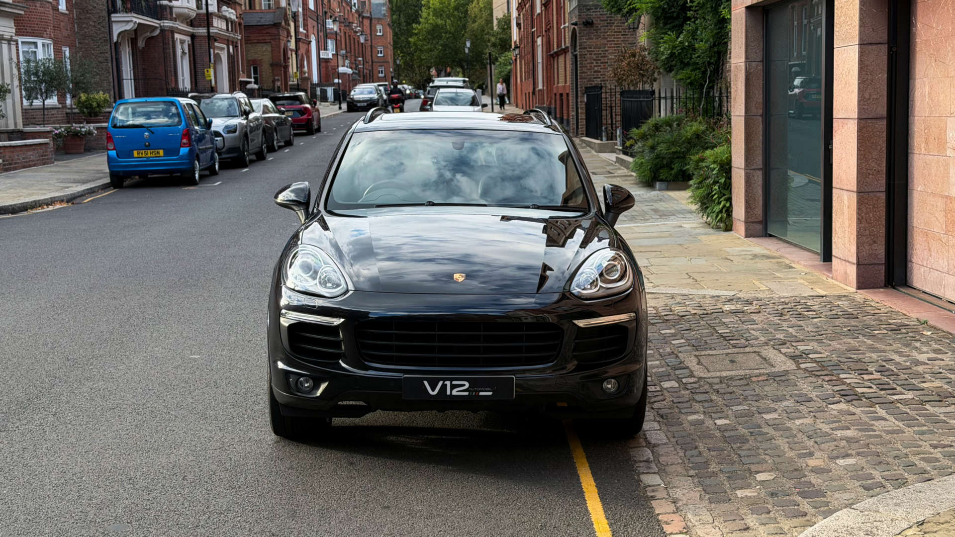 PORSCHE CAYENNE — photo 17