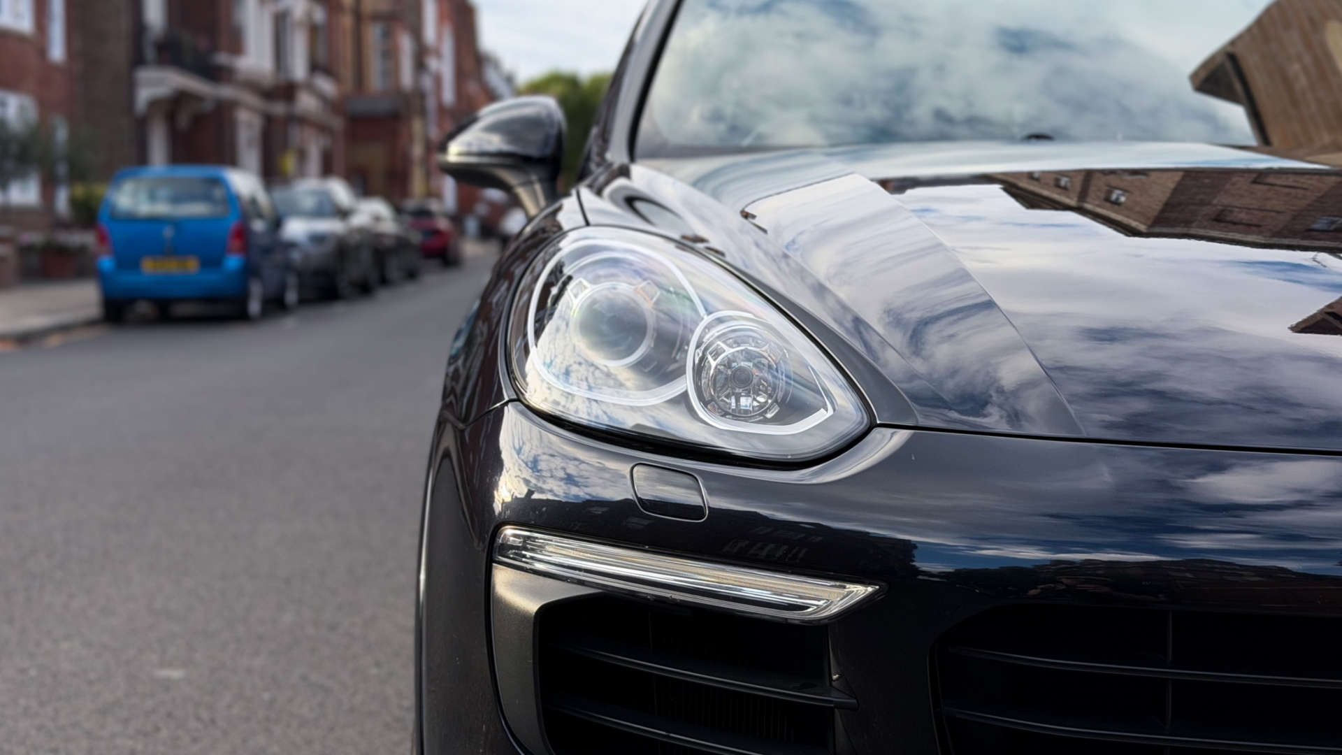 PORSCHE CAYENNE — photo 19