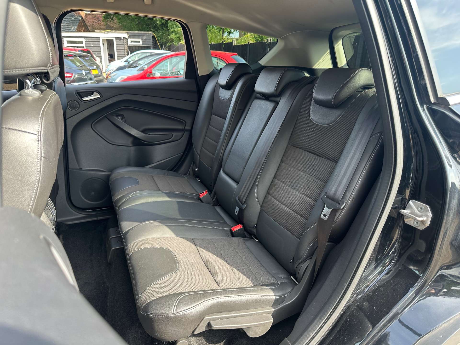 FORD KUGA 2.0 Kuga Titanium 4x2 TDCi 5dr #13