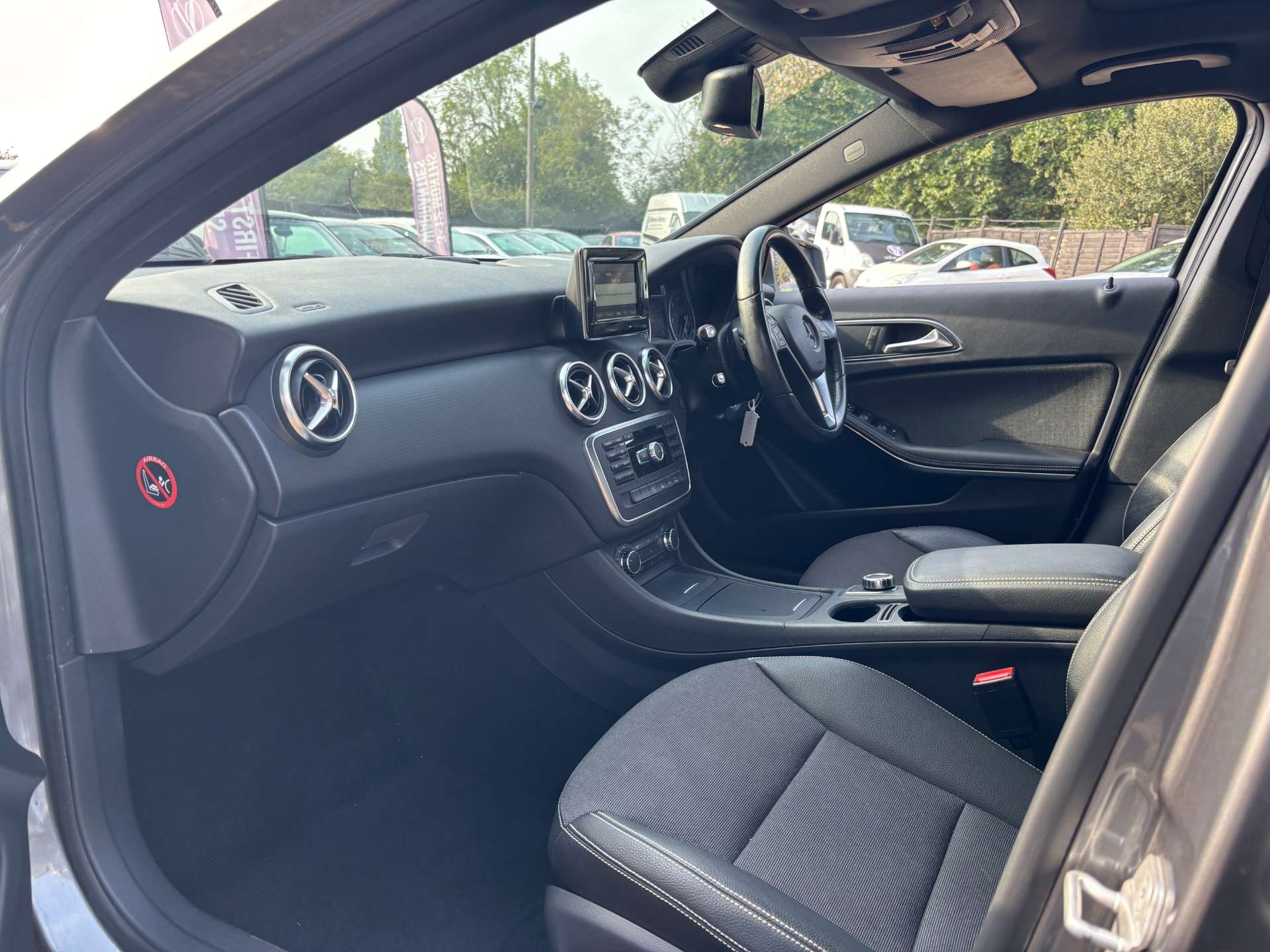 MERCEDES-BENZ A-CLASS 1.5 A180 BlueEfficiency SE CDi Auto 5dr #15