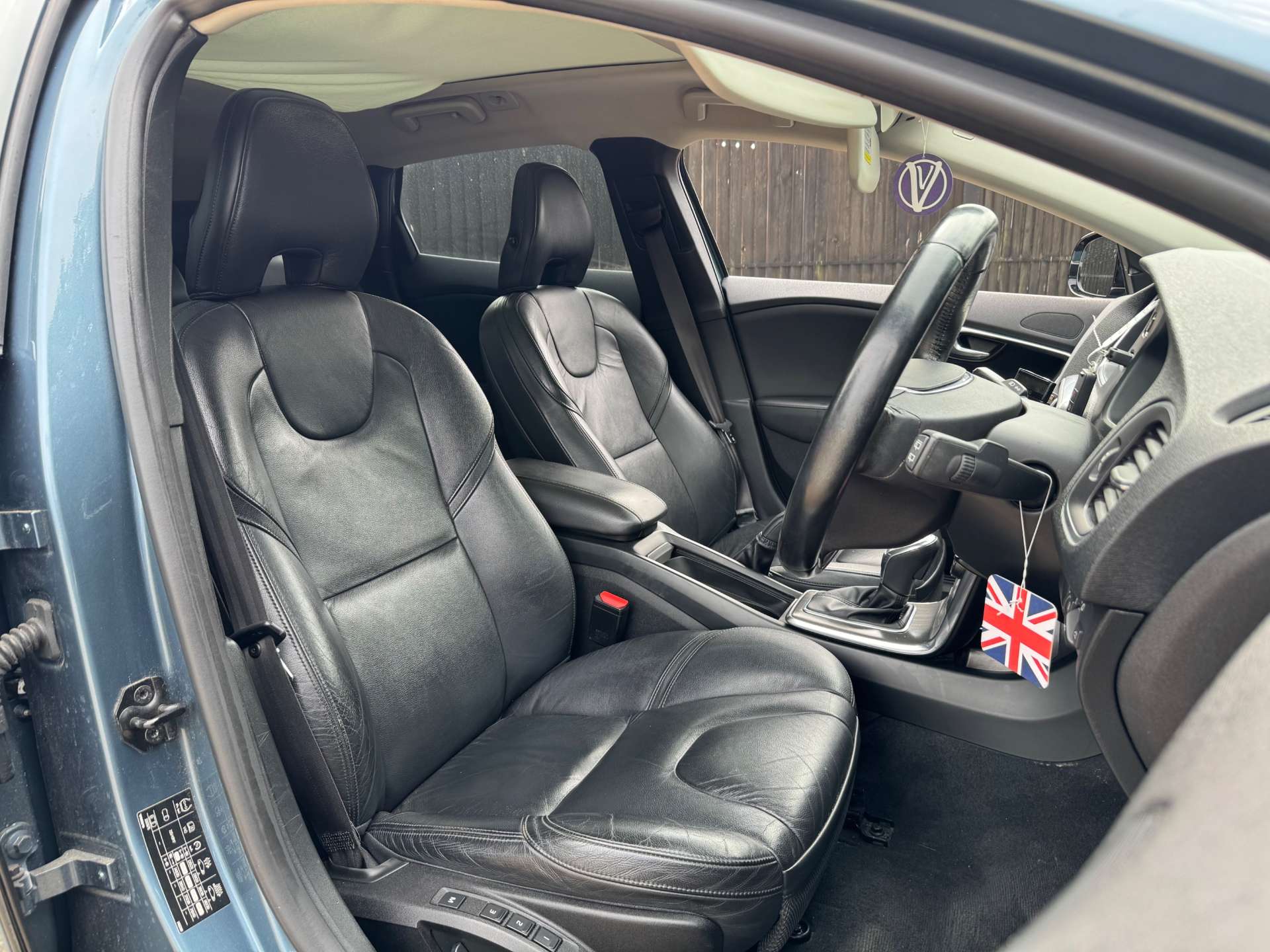 VOLVO V40 2.0 V40 SE Luxury Nav D4 Auto 5dr #10