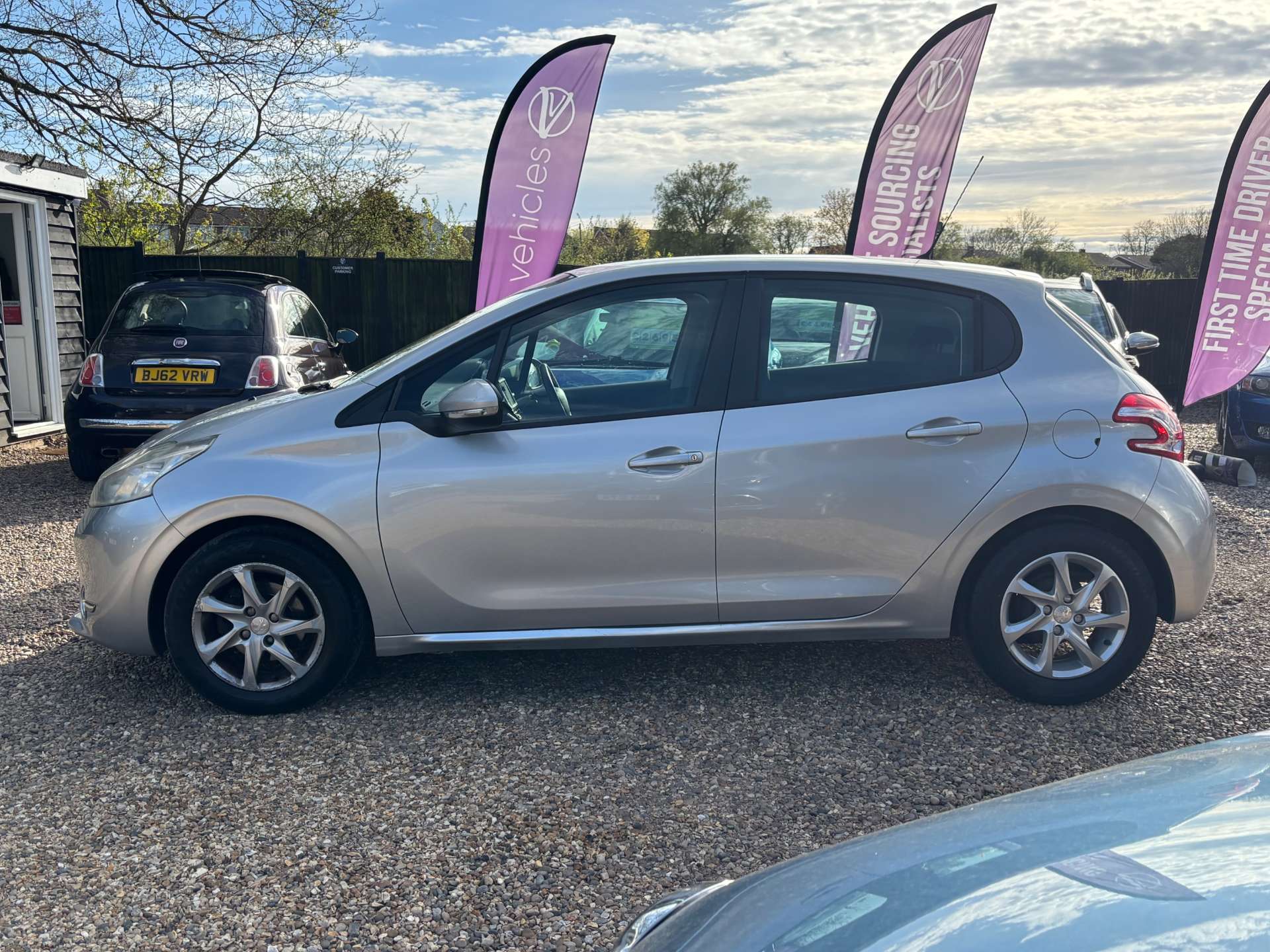 PEUGEOT 208 1.4 208 Active HDi 5dr #3