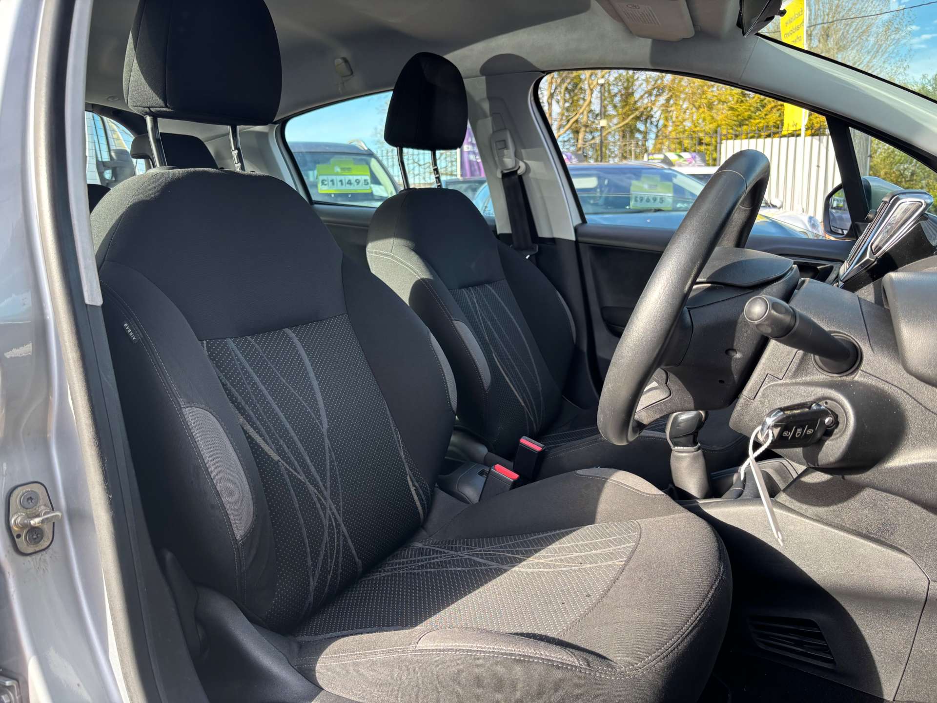 PEUGEOT 208 1.4 208 Active HDi 5dr #10