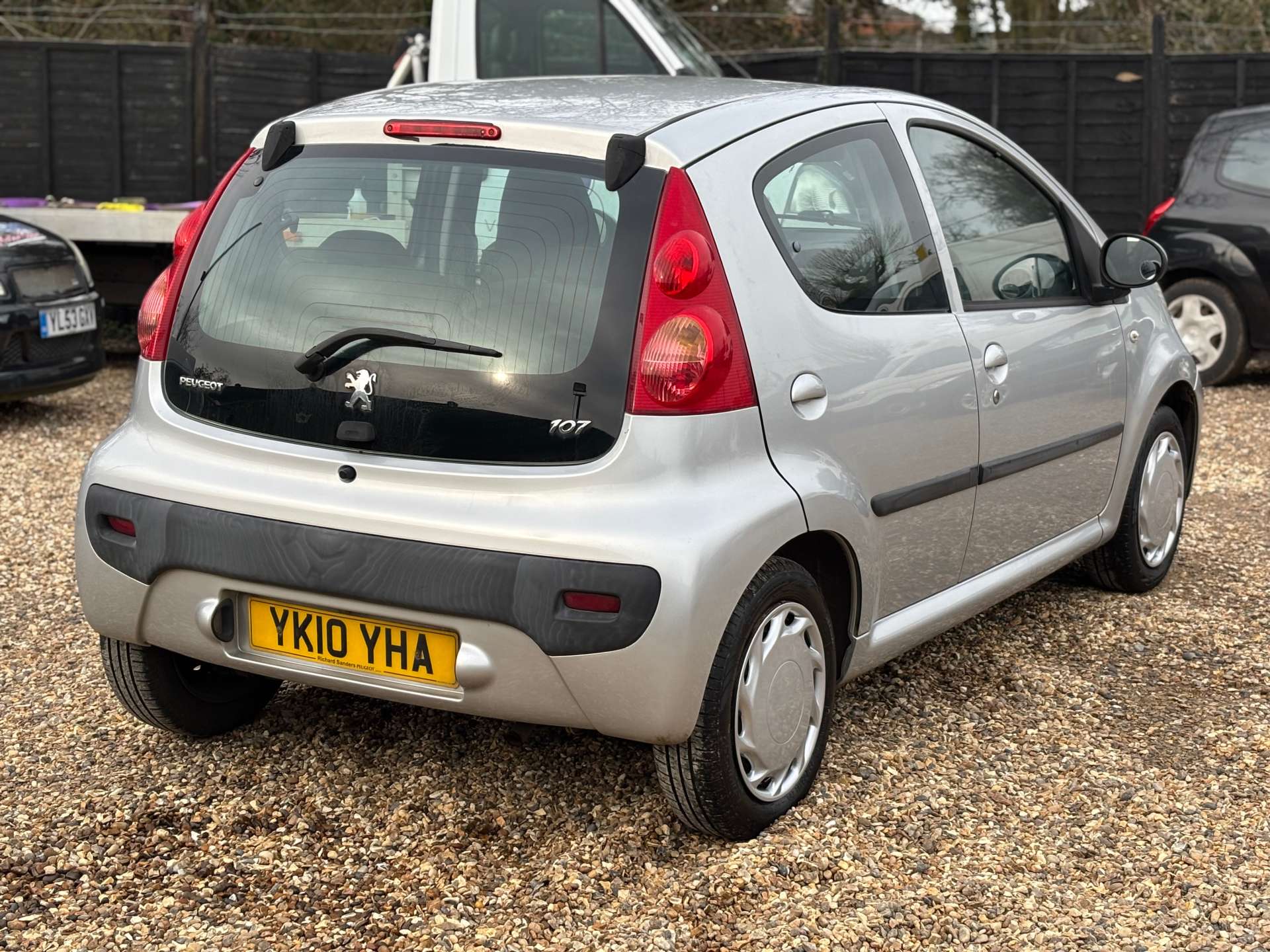 PEUGEOT 107 1.0 107 Urban 5dr #6