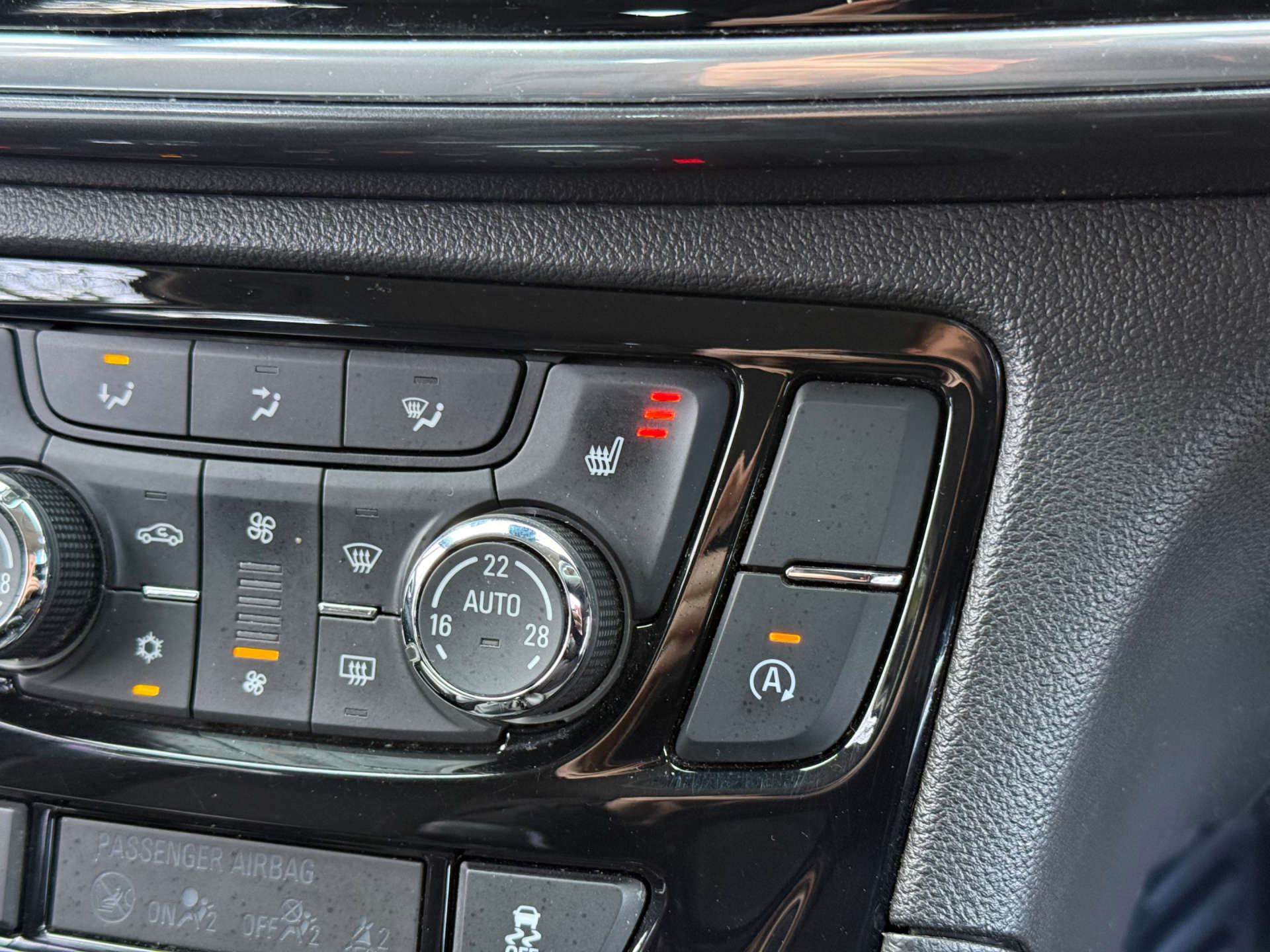 VAUXHALL MOKKA X 1.6 Mokka X Griffin ecoTec D S/S 5dr #21