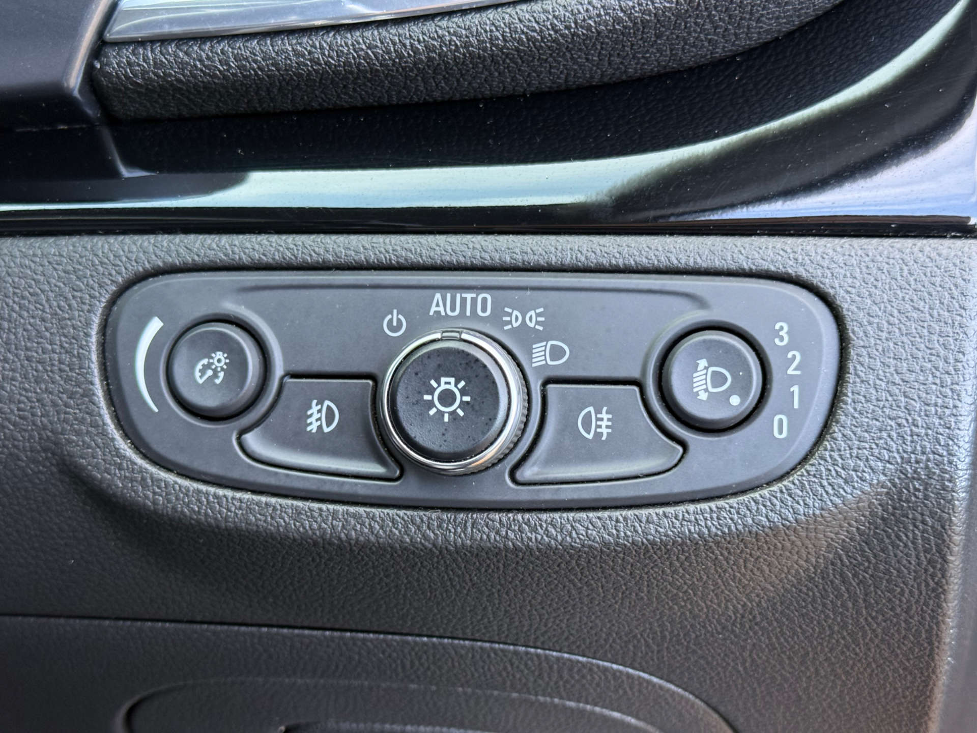 VAUXHALL MOKKA X 1.6 Mokka X Griffin ecoTec D S/S 5dr #26