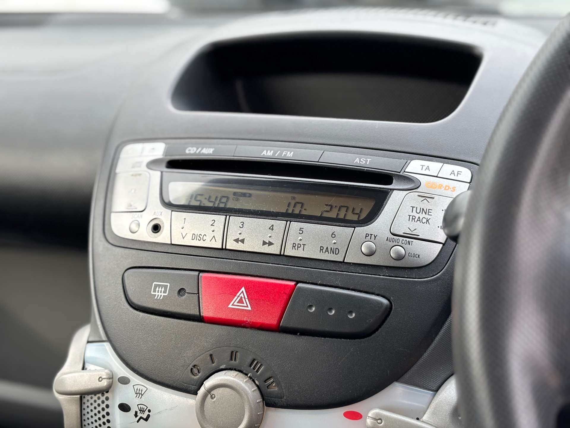 PEUGEOT 107 1.0 107 Urban 5dr #18