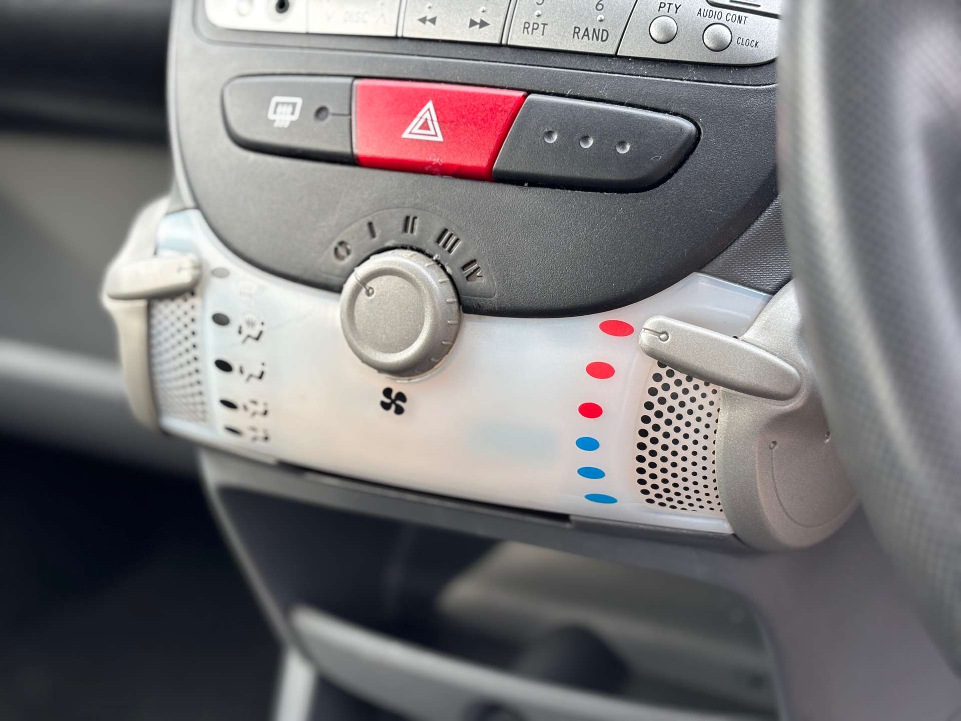 PEUGEOT 107 1.0 107 Urban 5dr #19