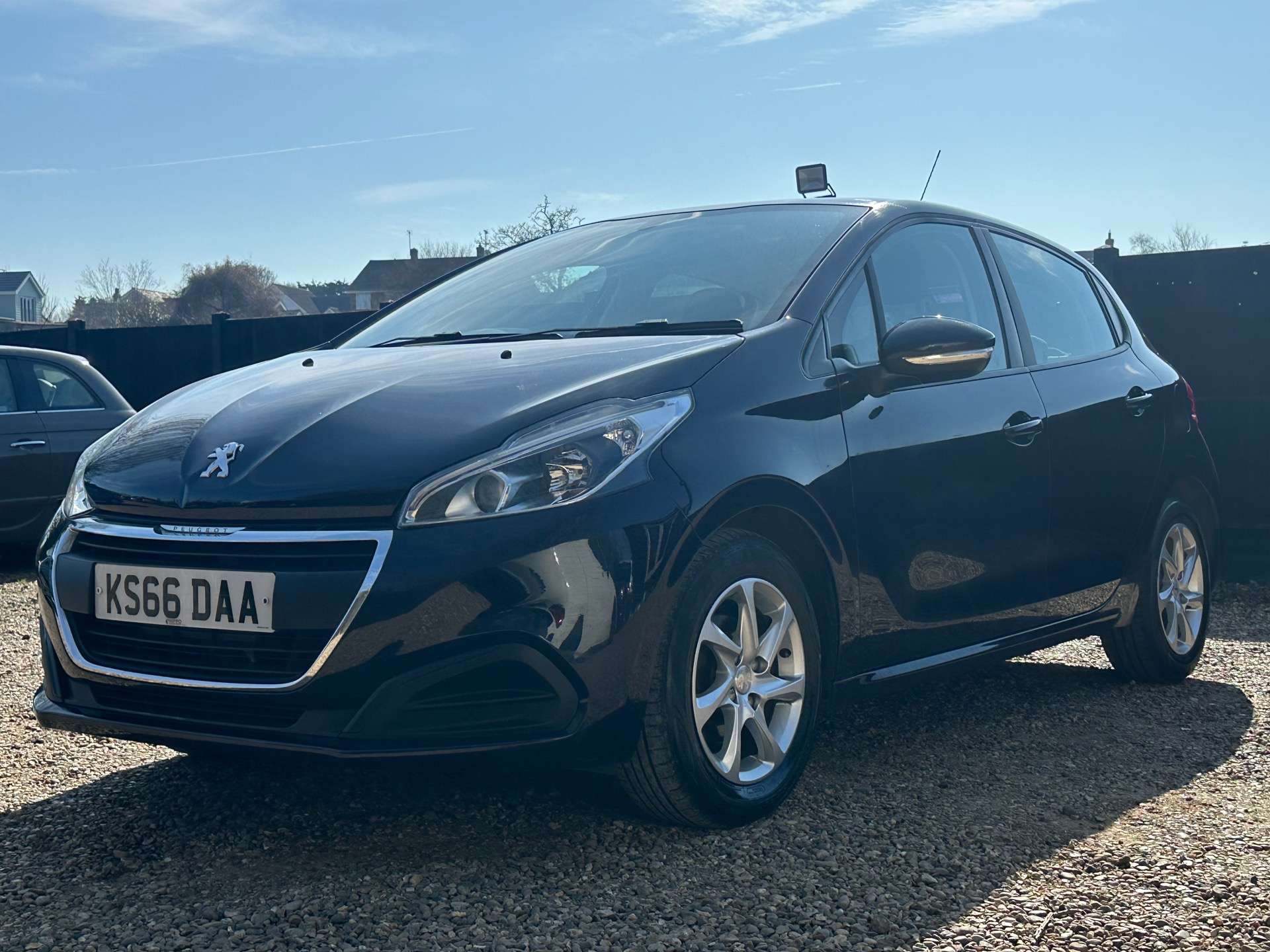 PEUGEOT 208 1.2 208 Active 5dr #2