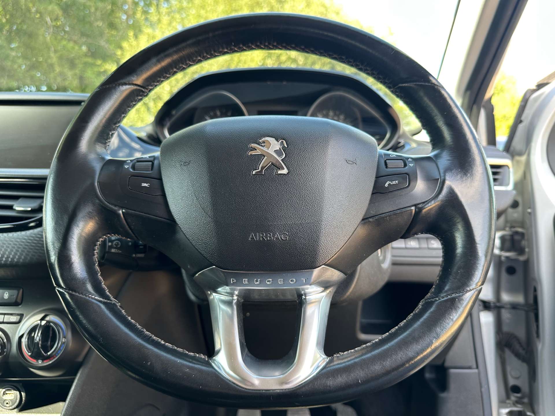 PEUGEOT 208 1.2 208 Allure 5dr #11