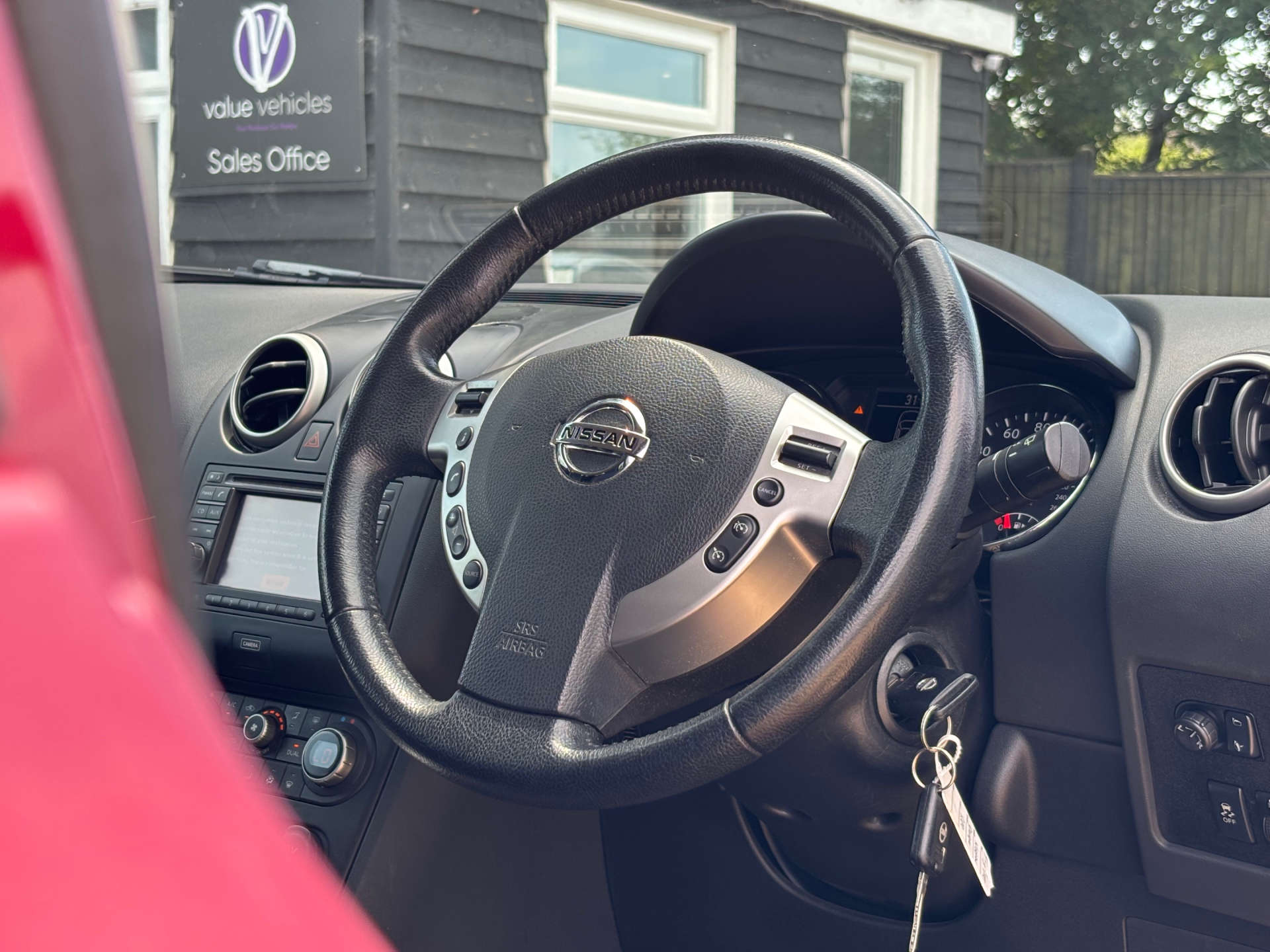 NISSAN QASHQAI 1.6 Qashqai N-Tec+ CVT 5dr #9