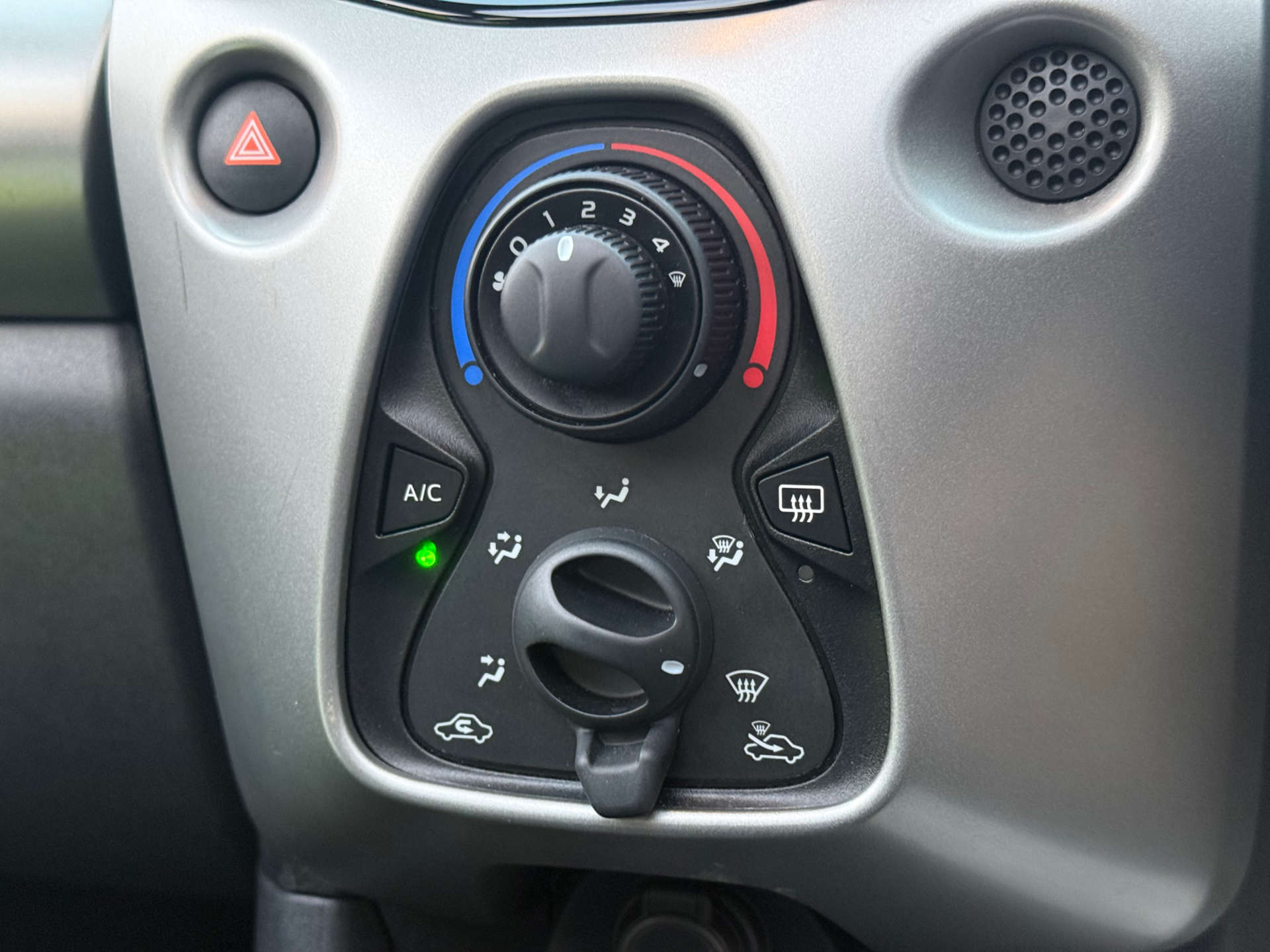 PEUGEOT 108 1.0 108 Active Top Semi-Auto 5dr #20