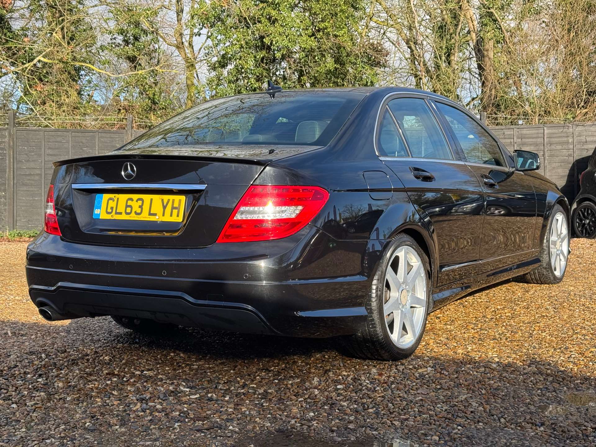 MERCEDES-BENZ C-CLASS 2.1 C220 AMG Sport Edition Premium+ CDi Auto 4dr #7