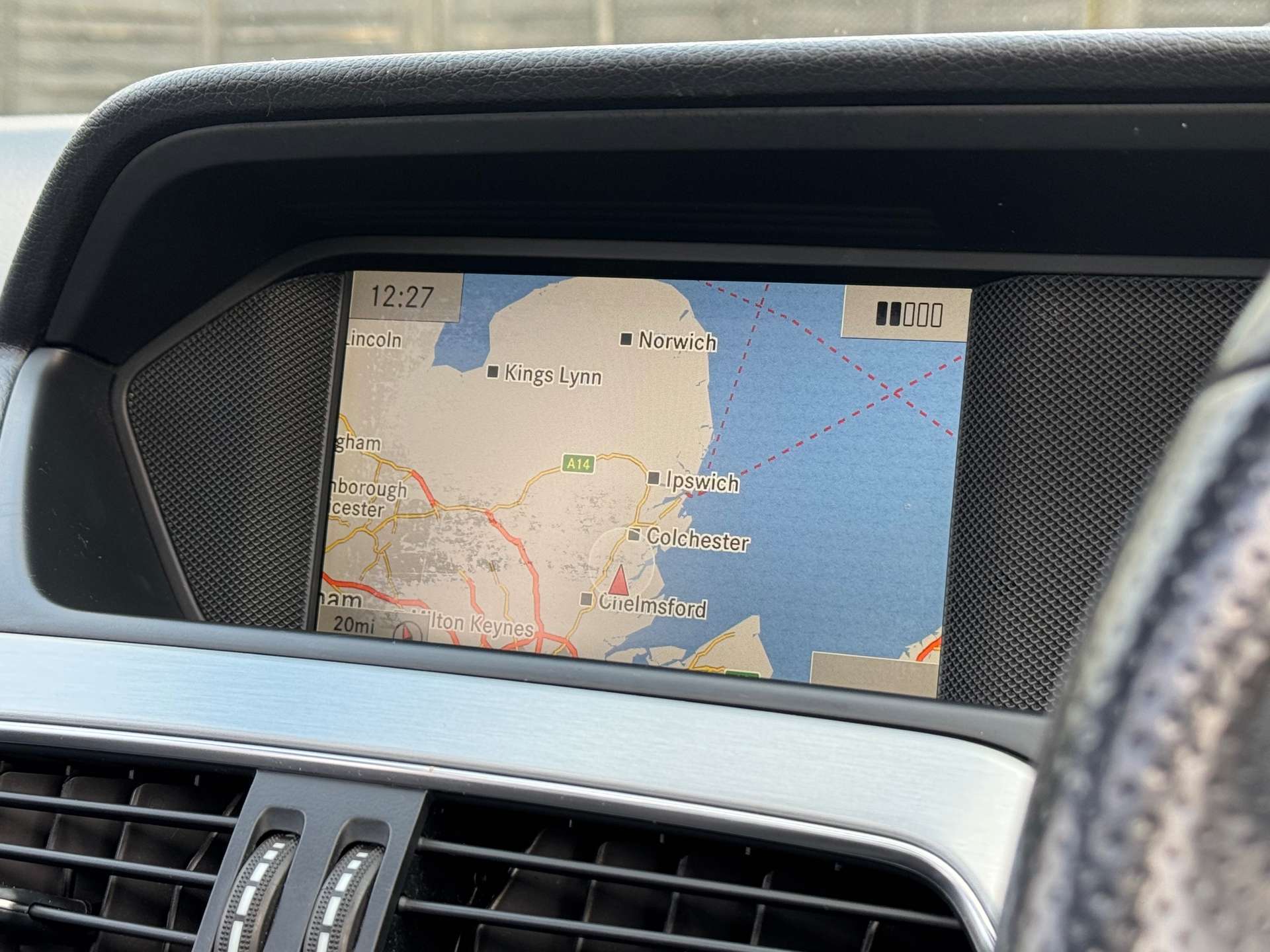 MERCEDES-BENZ C-CLASS 2.1 C220 AMG Sport Edition Premium+ CDi Auto 4dr #24