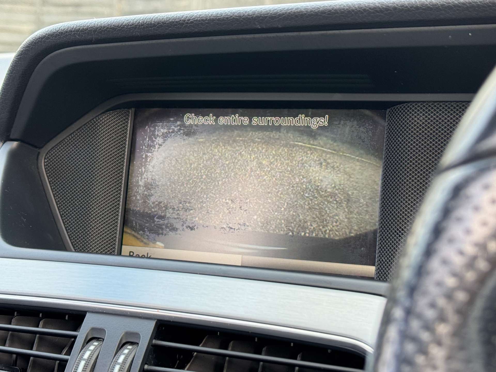 MERCEDES-BENZ C-CLASS 2.1 C220 AMG Sport Edition Premium+ CDi Auto 4dr #25