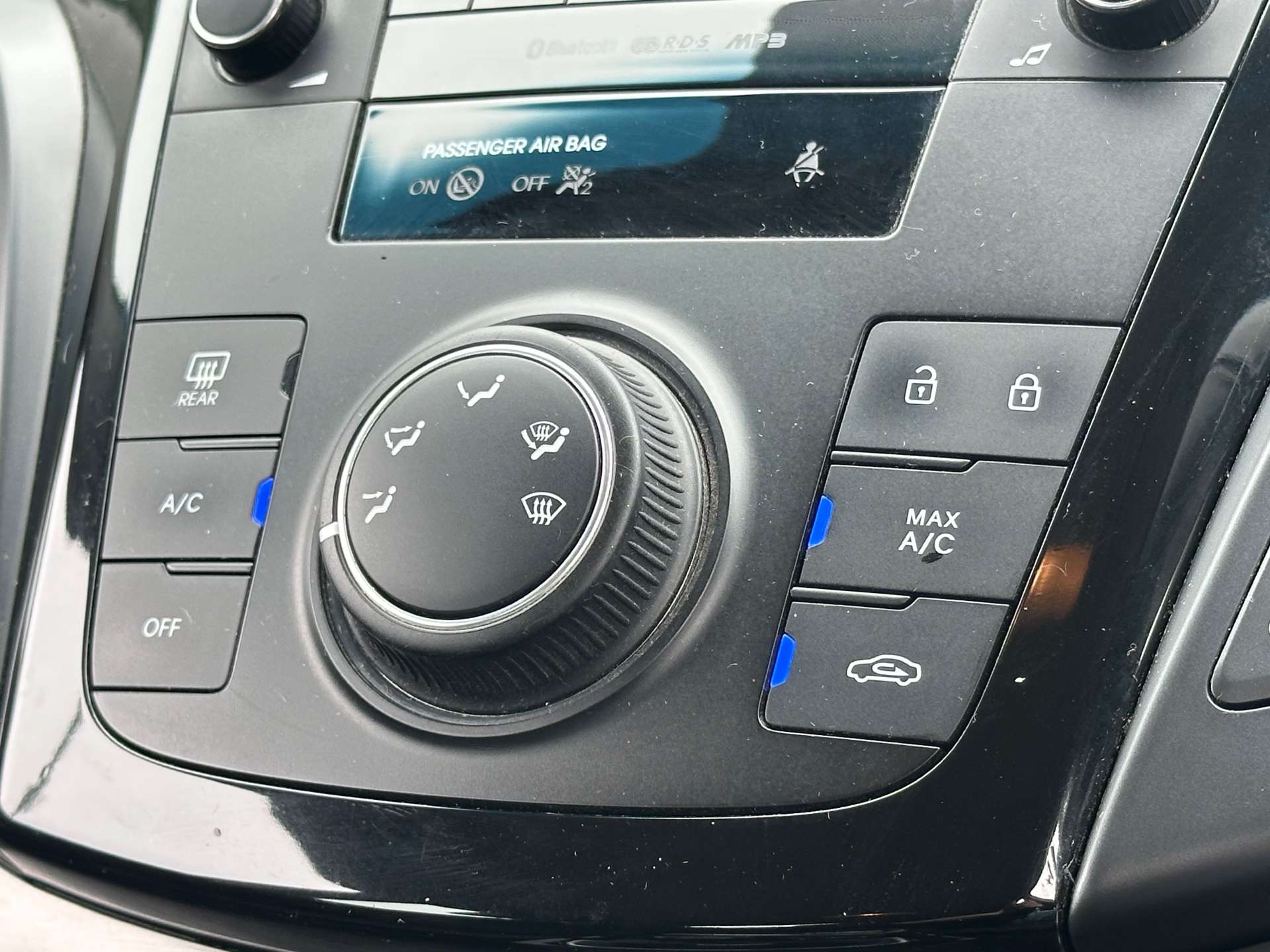 HYUNDAI I40 1.7 i40 Active Blue Drive CRDi 136 5dr #18