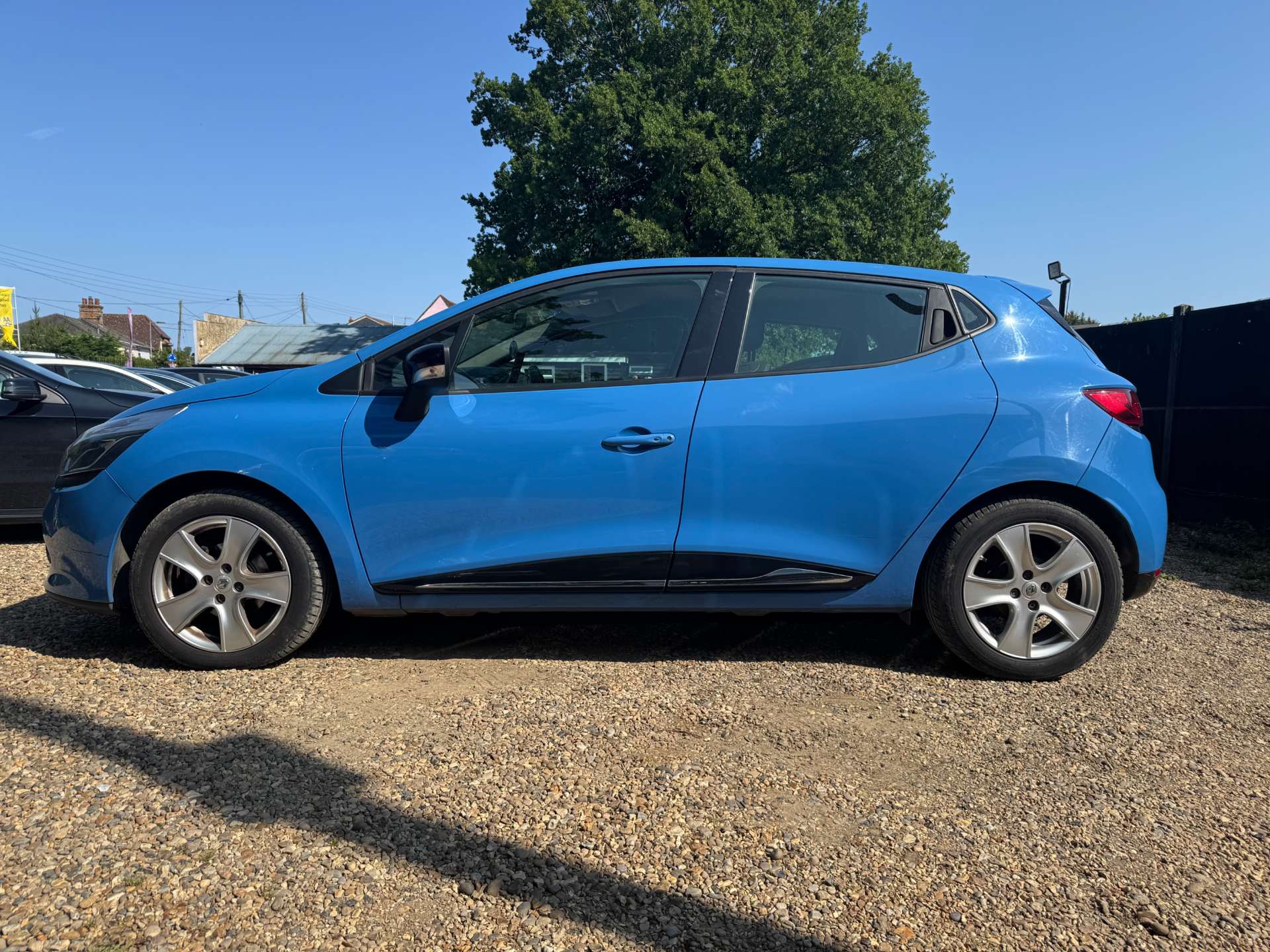 RENAULT CLIO 1.1 Clio Dynamique MediaNav 5dr #3