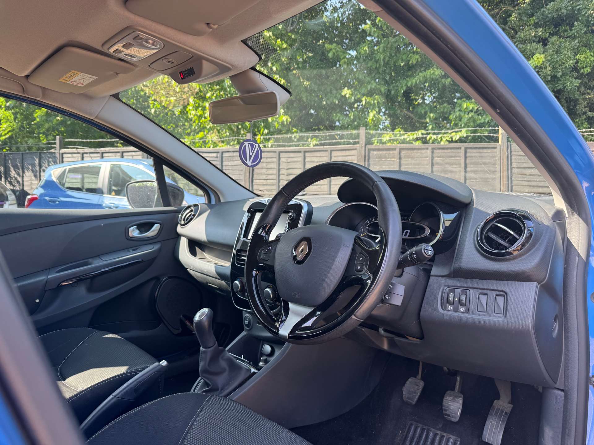 RENAULT CLIO 1.1 Clio Dynamique MediaNav 5dr #8