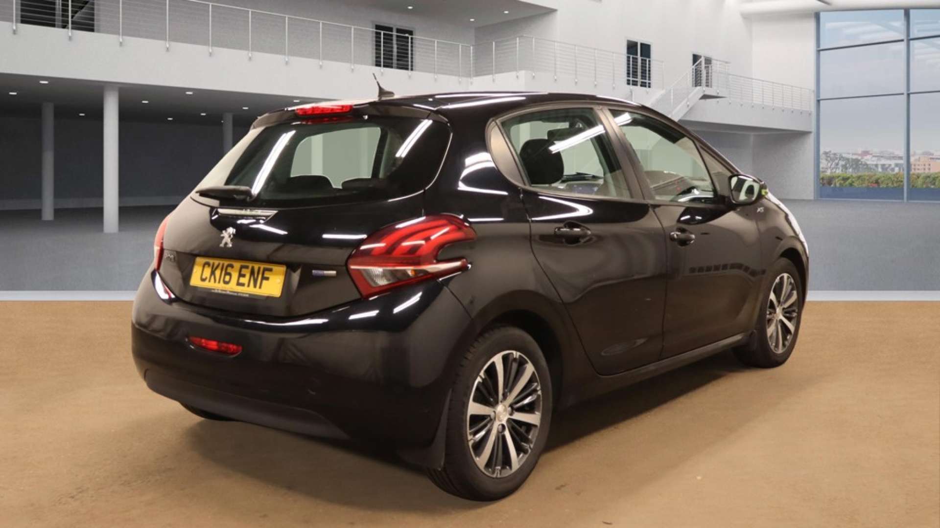 PEUGEOT 208 1.2 208 XS Lime 5dr #3
