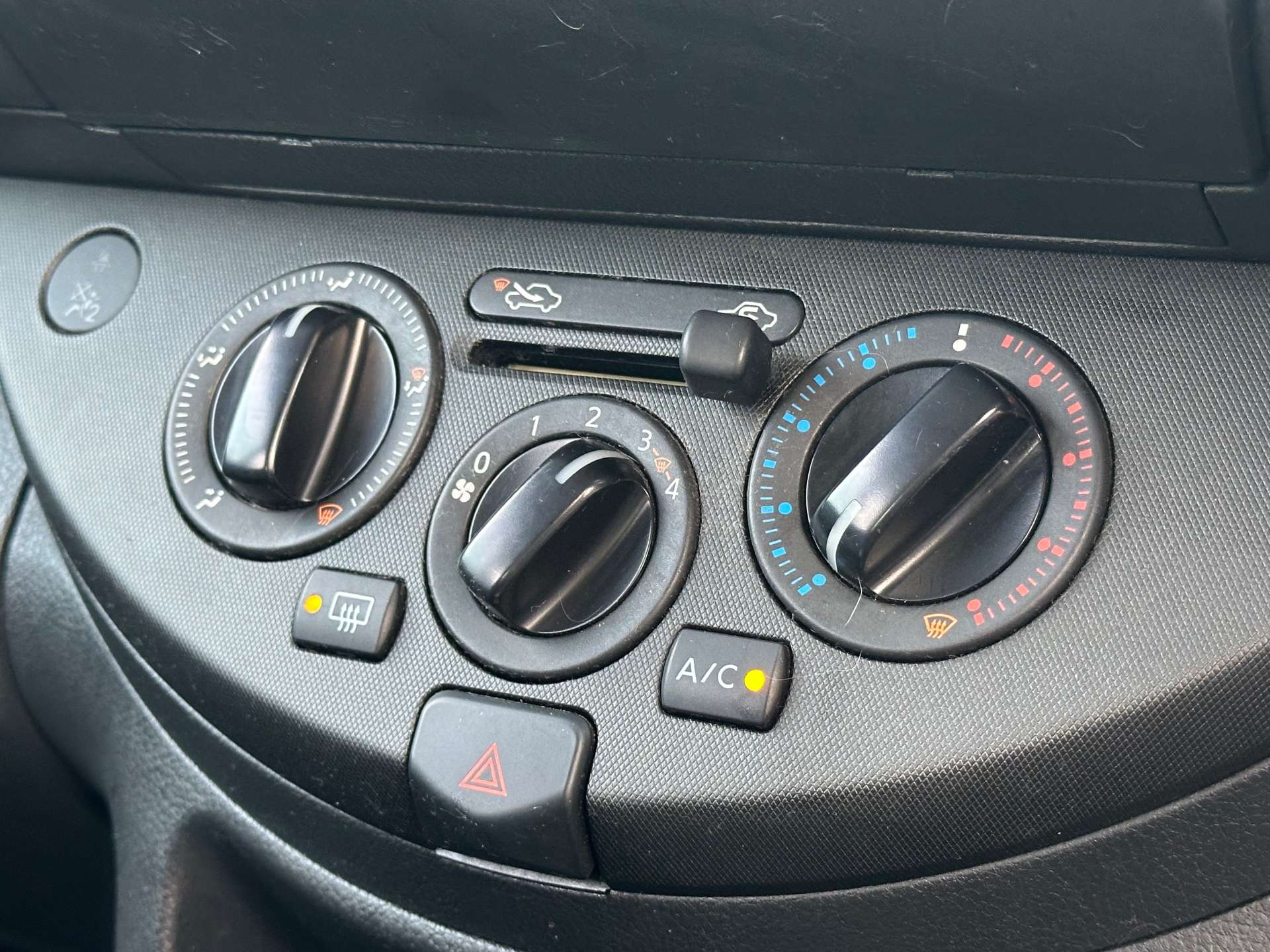 NISSAN NOTE 1.6 Note Acenta Auto 5dr #19