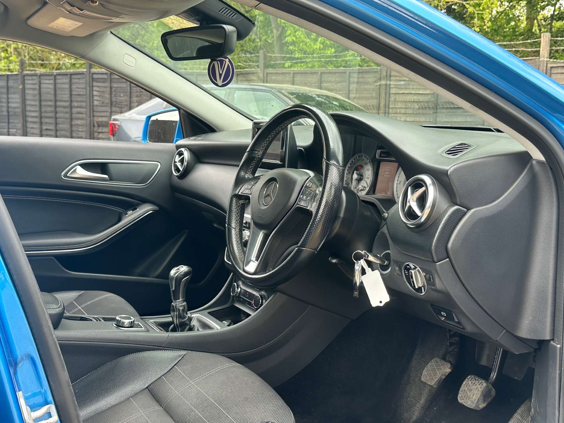MERCEDES-BENZ A-CLASS 1.8 A200 BlueEfficiency Sport CDi 5dr #8