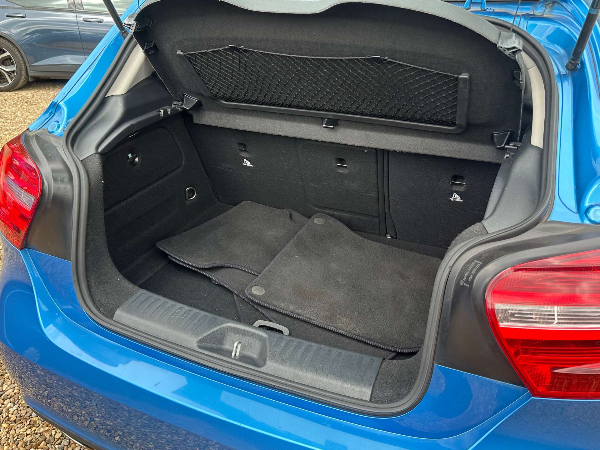 MERCEDES-BENZ A-CLASS 1.8 A200 BlueEfficiency Sport CDi 5dr #12