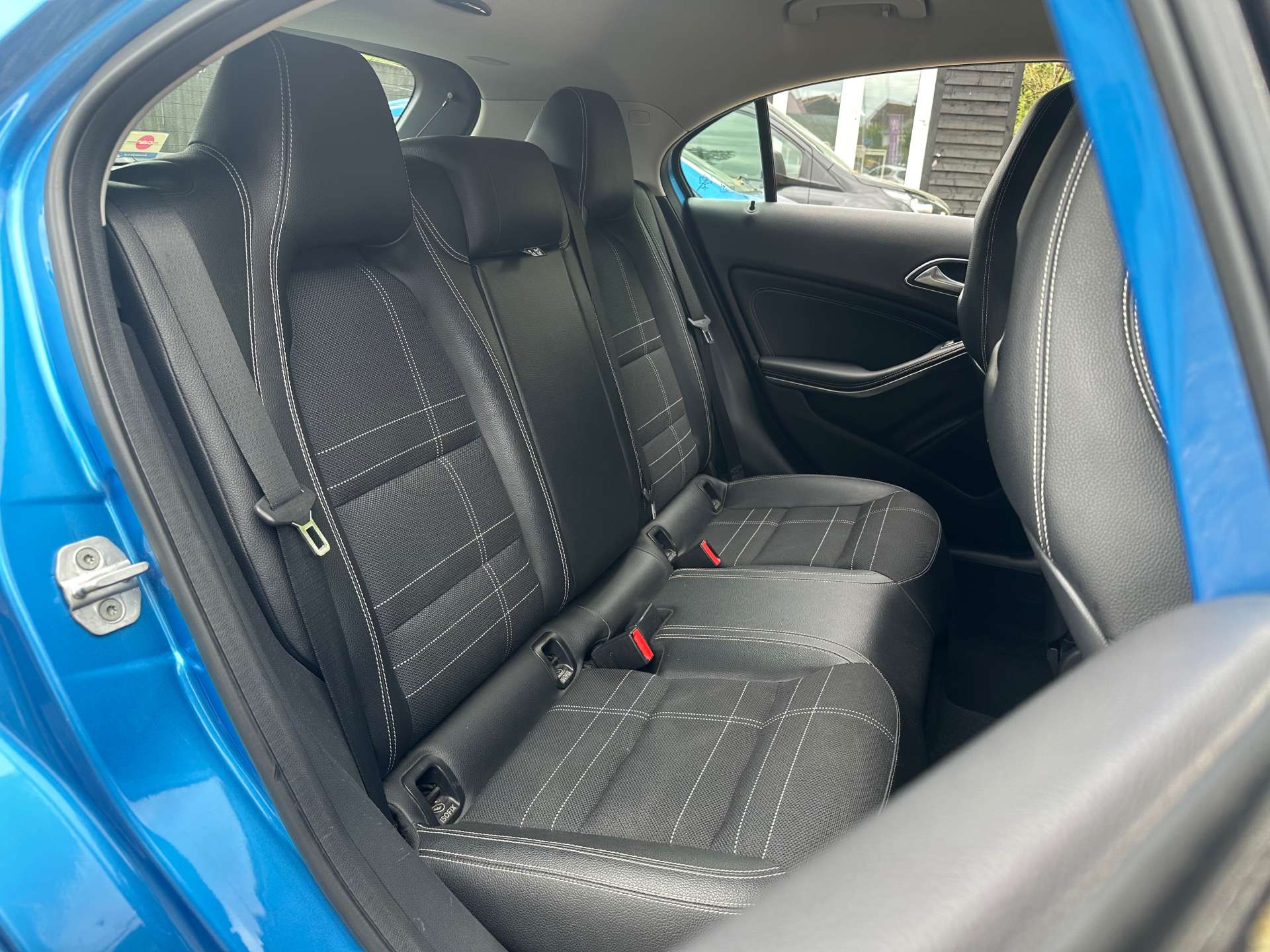 MERCEDES-BENZ A-CLASS 1.8 A200 BlueEfficiency Sport CDi 5dr #11