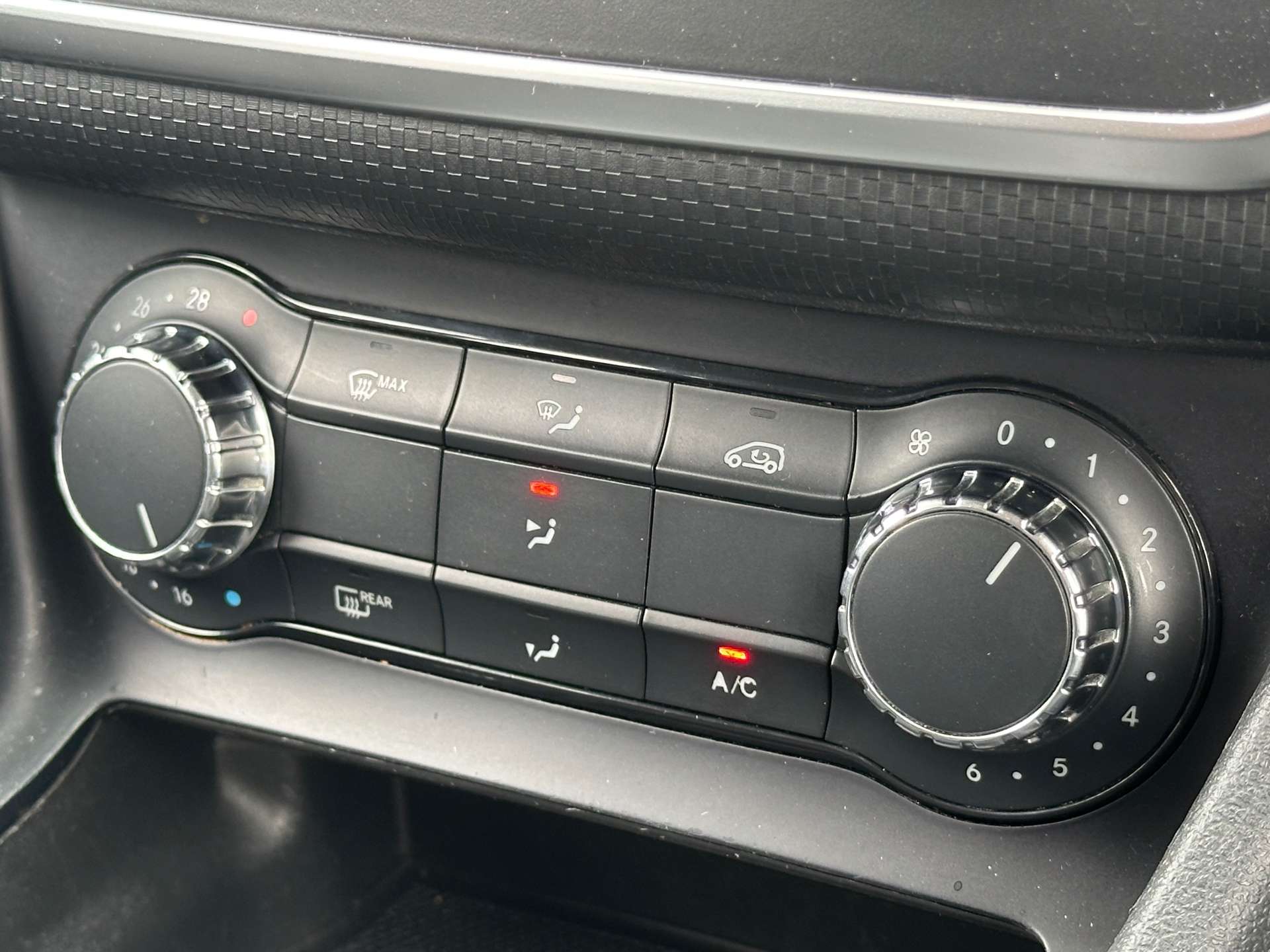 MERCEDES-BENZ A-CLASS 1.8 A200 BlueEfficiency Sport CDi 5dr #20