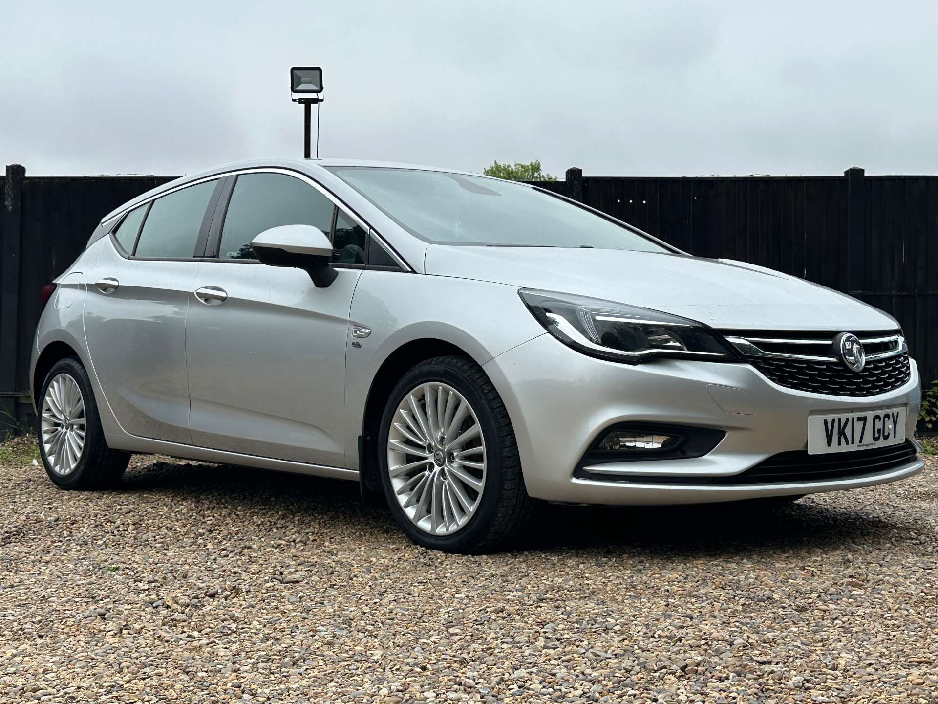 VAUXHALL ASTRA 1.6 Astra Elite Nav CDTI S/S 5dr
