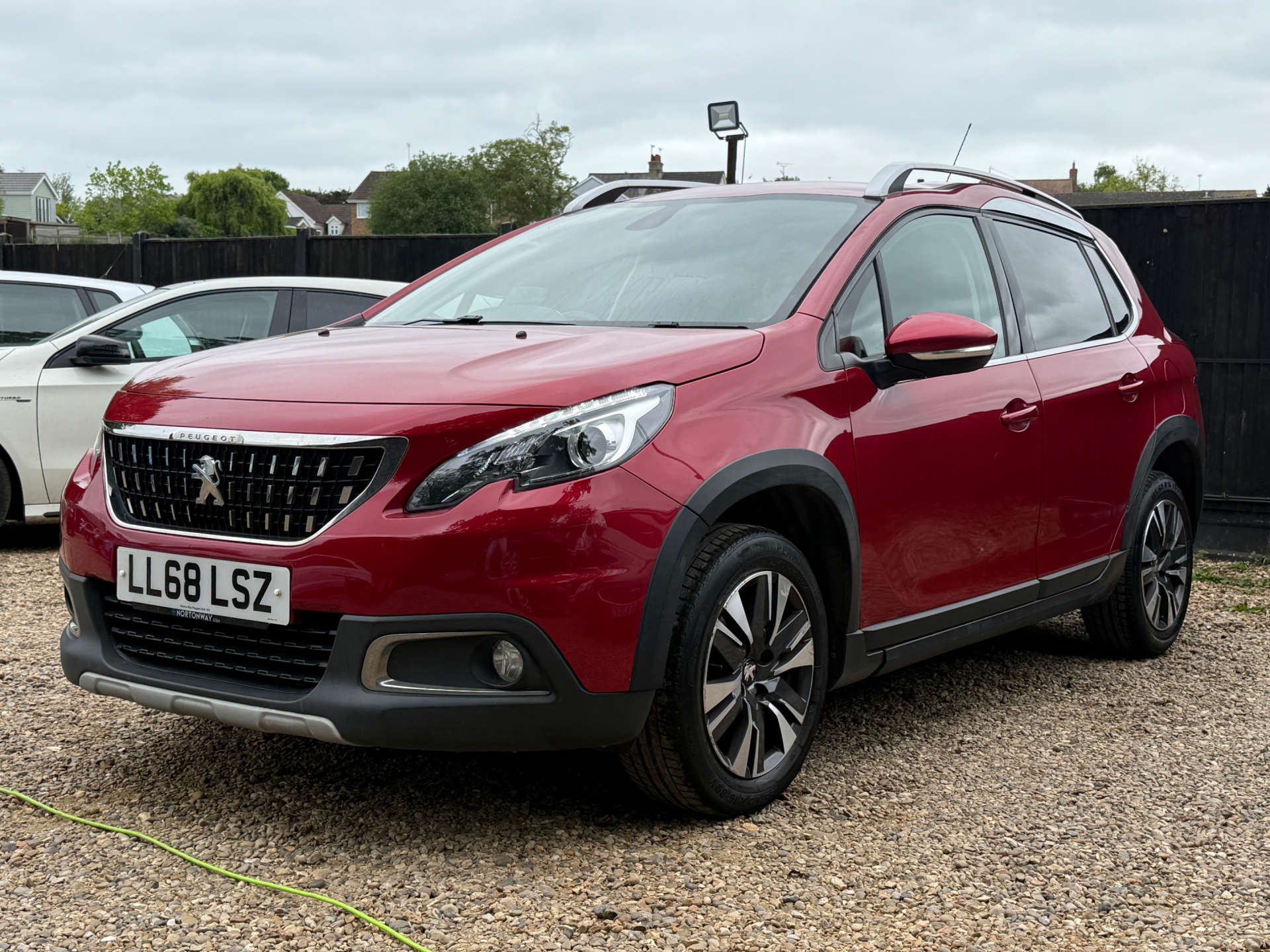 PEUGEOT 2008 1.2 2008 Allure 5dr #2
