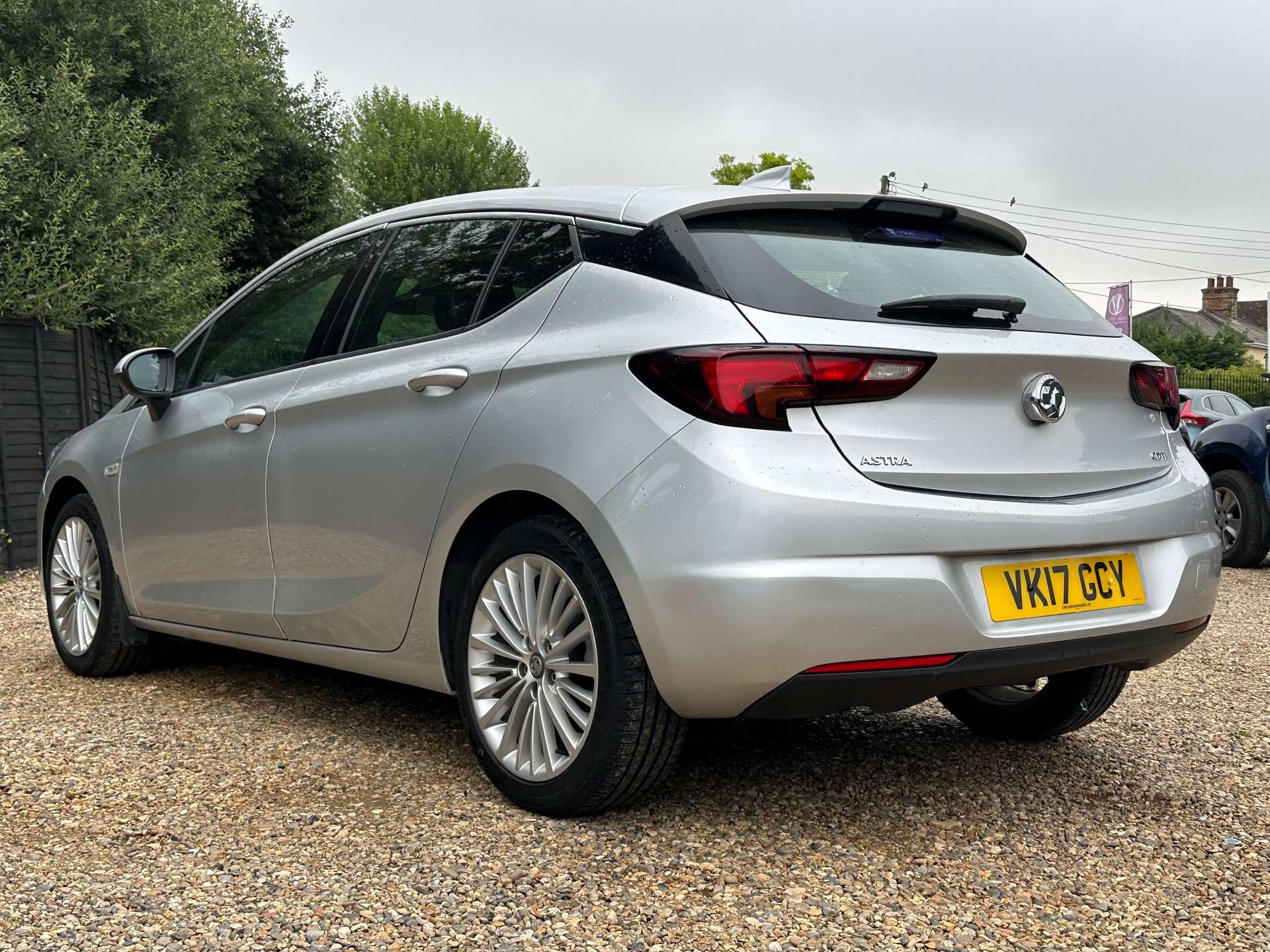 VAUXHALL ASTRA 1.6 Astra Elite Nav CDTI S/S 5dr #4