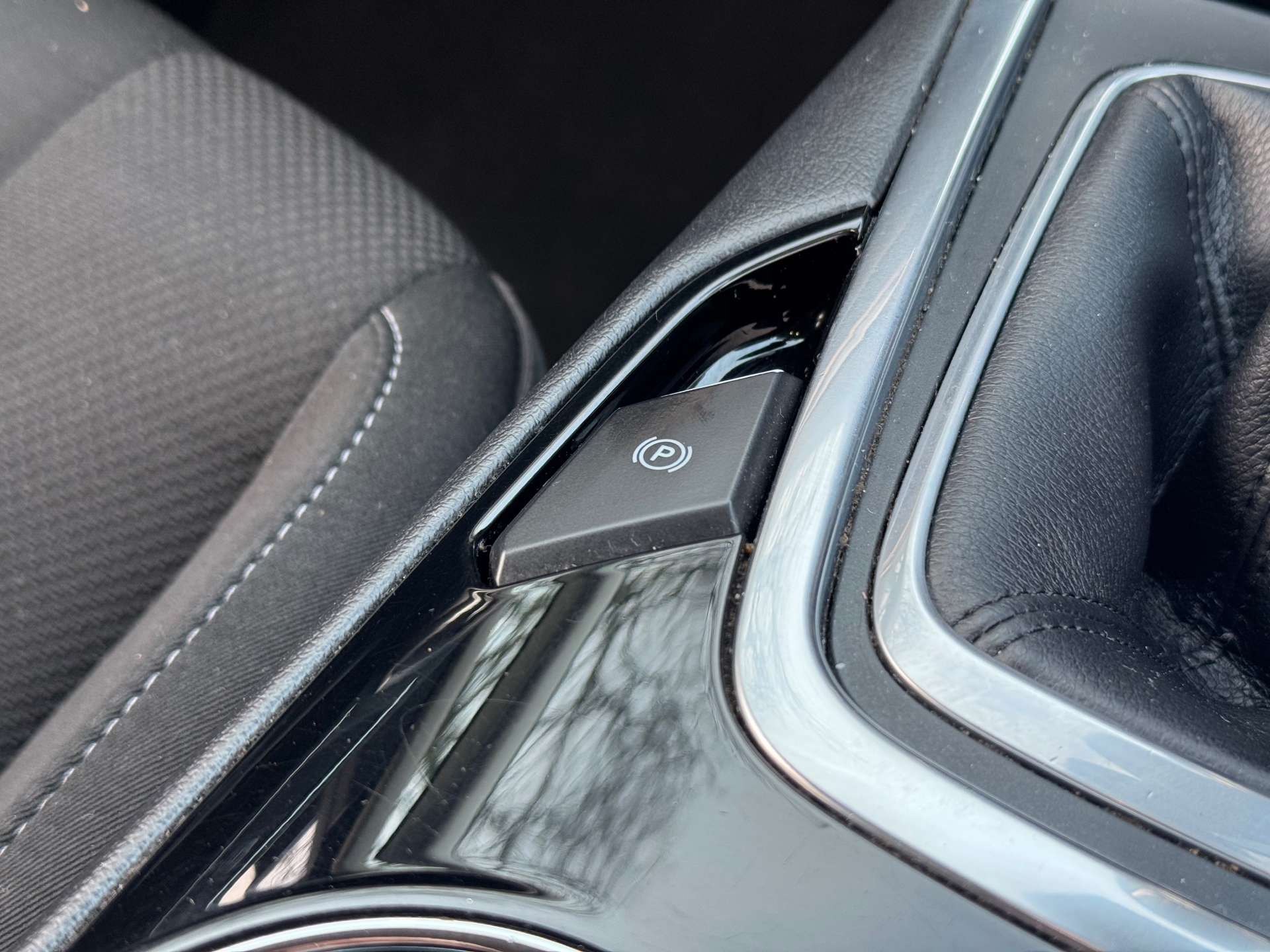 FORD S-MAX 2.0 S-Max Titanium TDCI 5dr #30