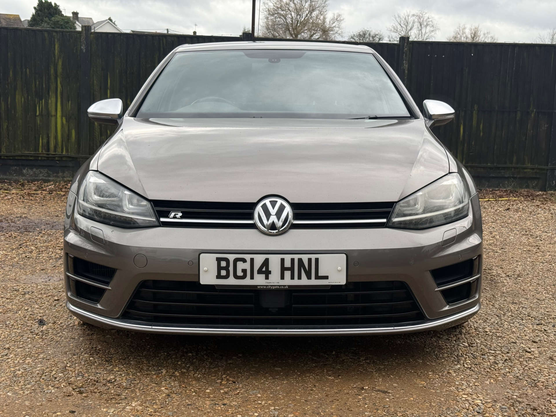 VOLKSWAGEN GOLF 2.0 Golf R 4WD 5dr #1