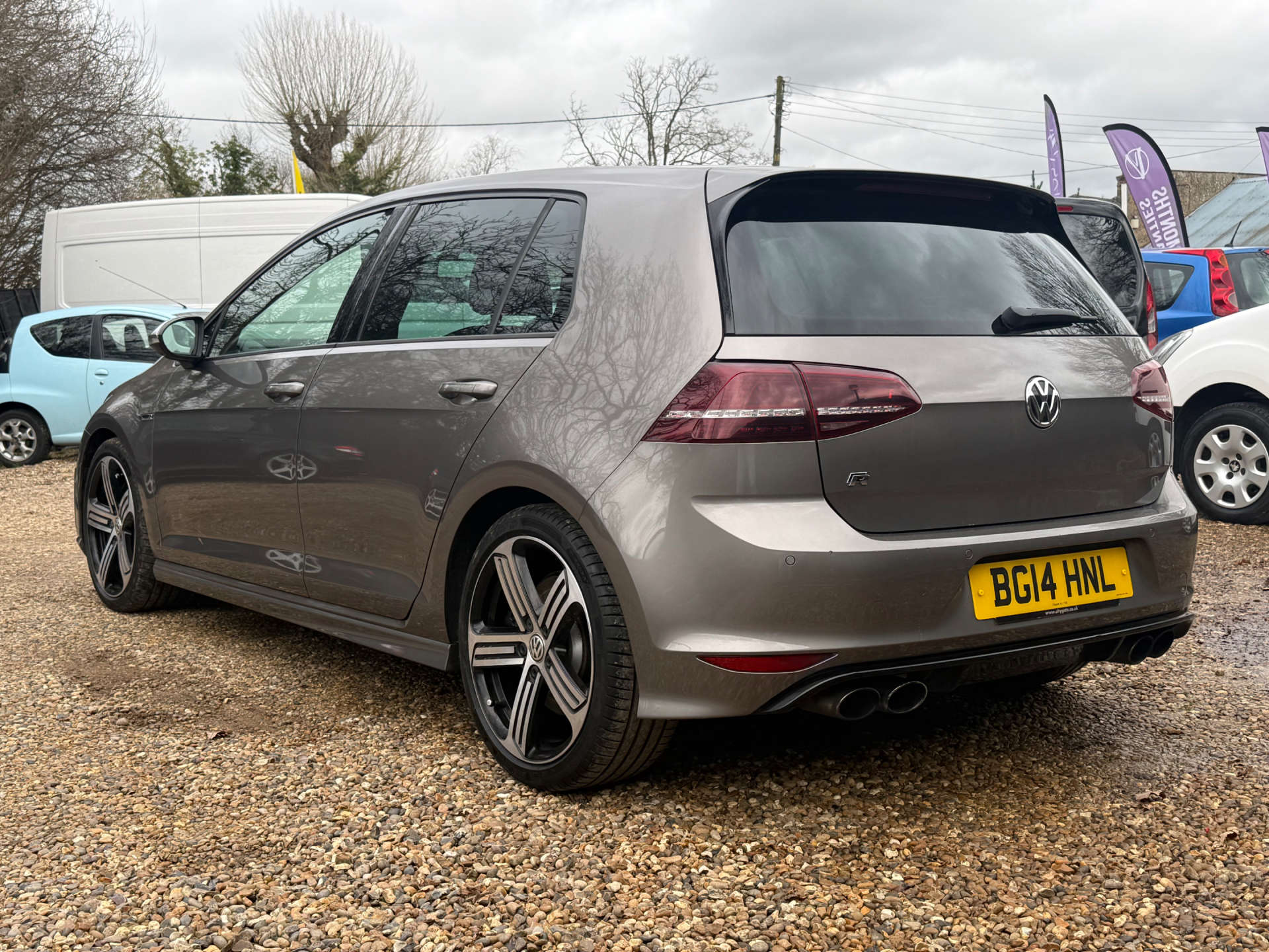 VOLKSWAGEN GOLF 2.0 Golf R 4WD 5dr #4