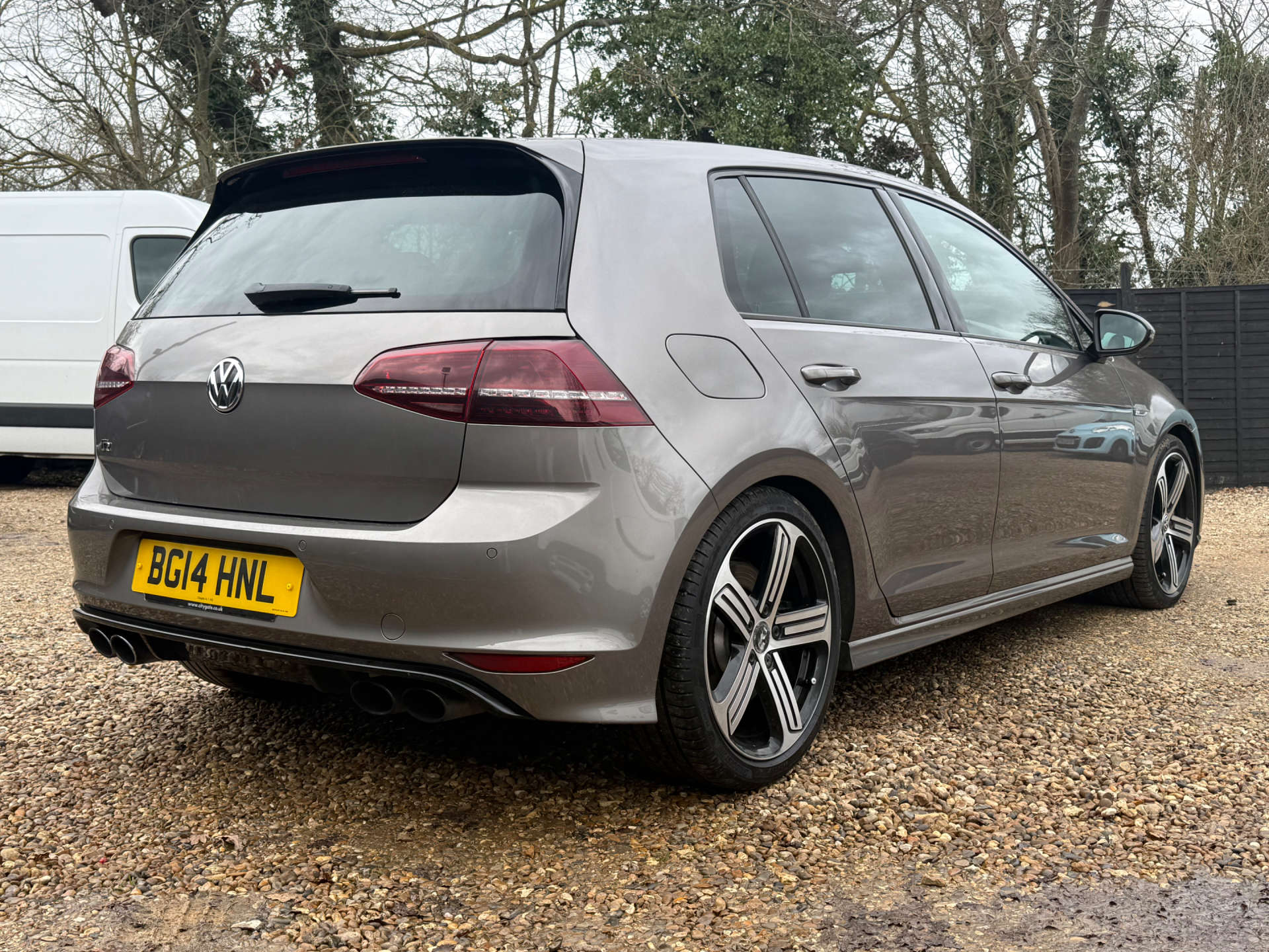 VOLKSWAGEN GOLF 2.0 Golf R 4WD 5dr #6