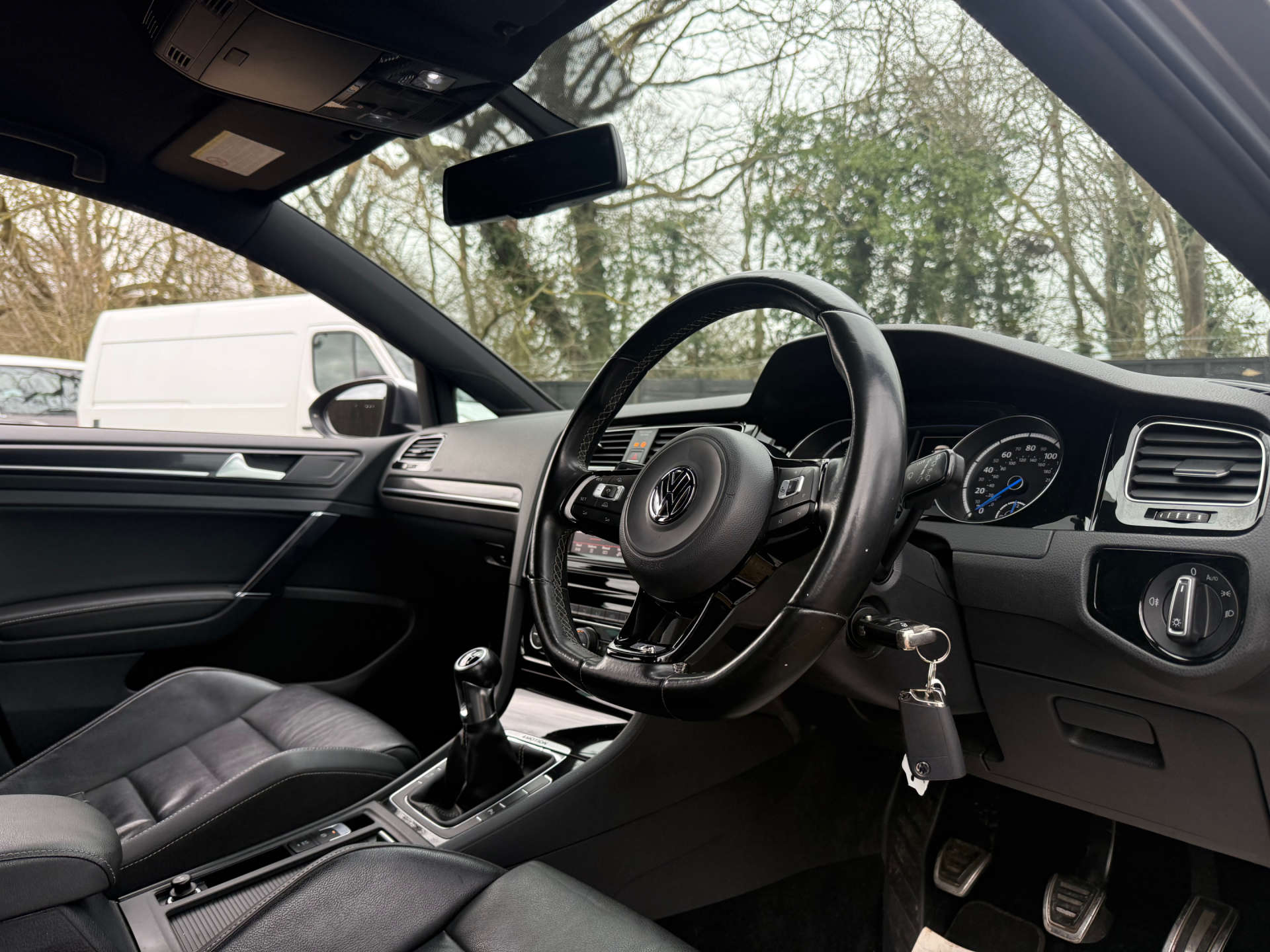 VOLKSWAGEN GOLF 2.0 Golf R 4WD 5dr #8