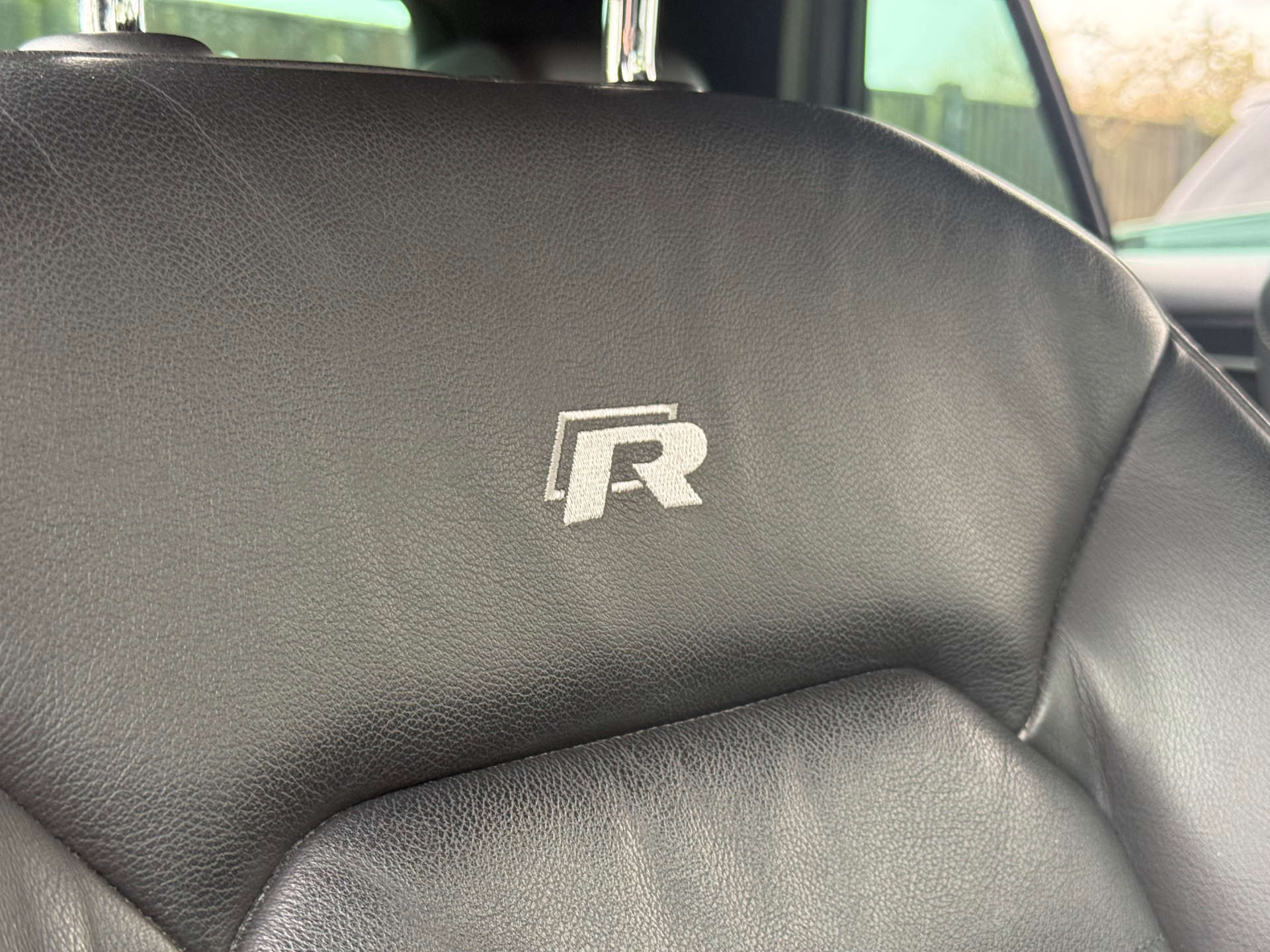 VOLKSWAGEN GOLF 2.0 Golf R 4WD 5dr #11