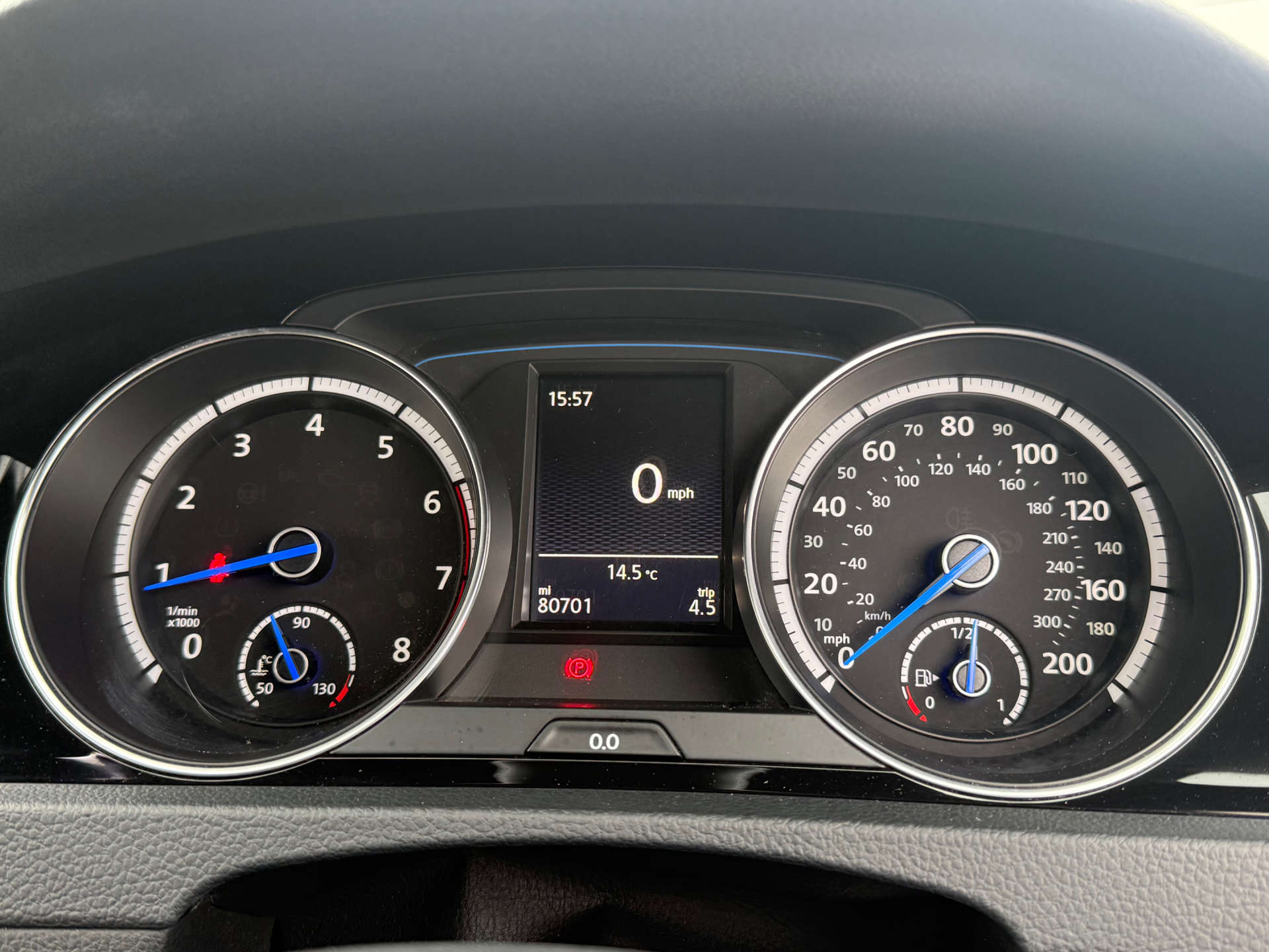 VOLKSWAGEN GOLF 2.0 Golf R 4WD 5dr #18