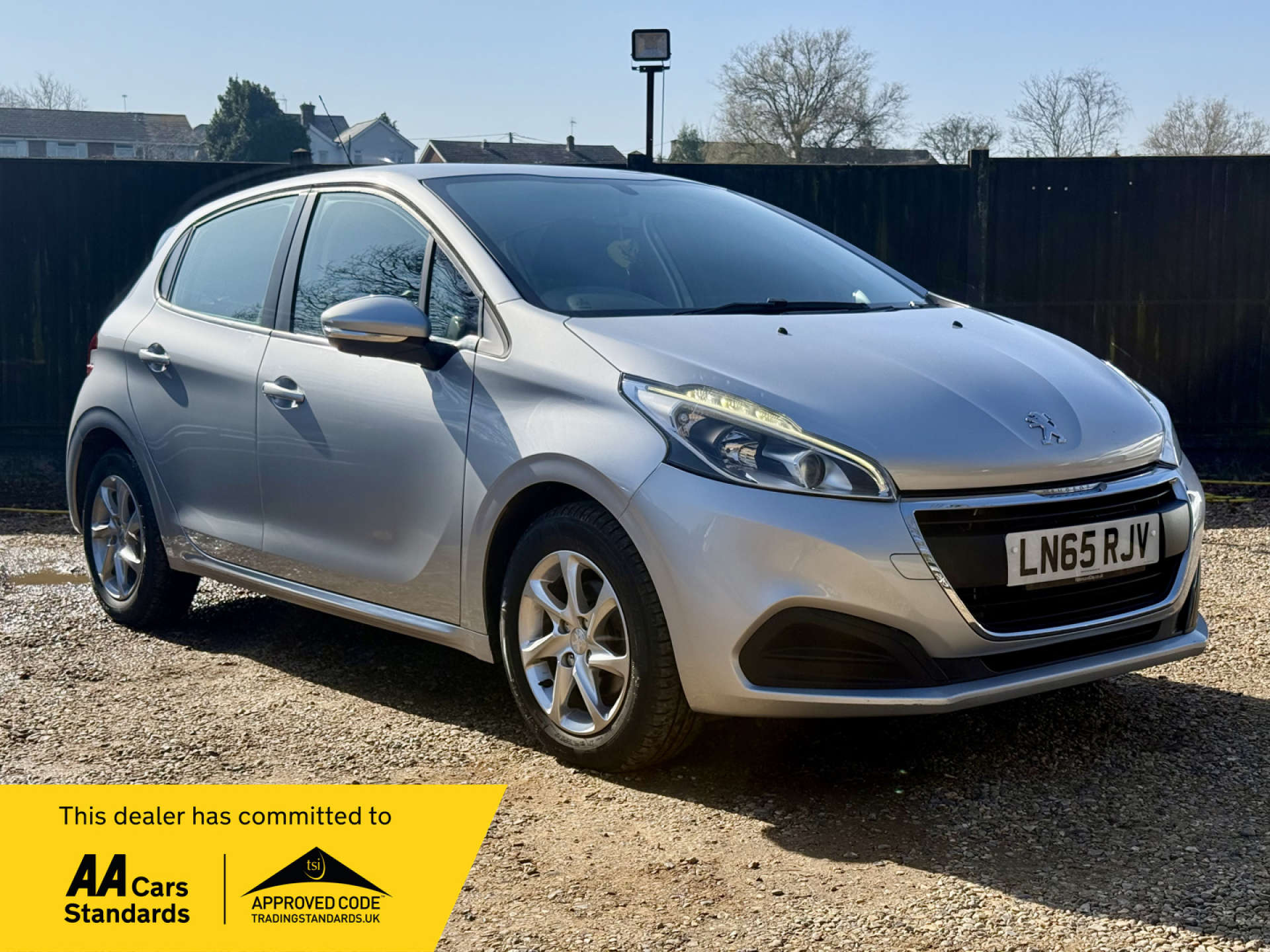 PEUGEOT 208 1.2 208 Active S/S Semi-Auto 5dr