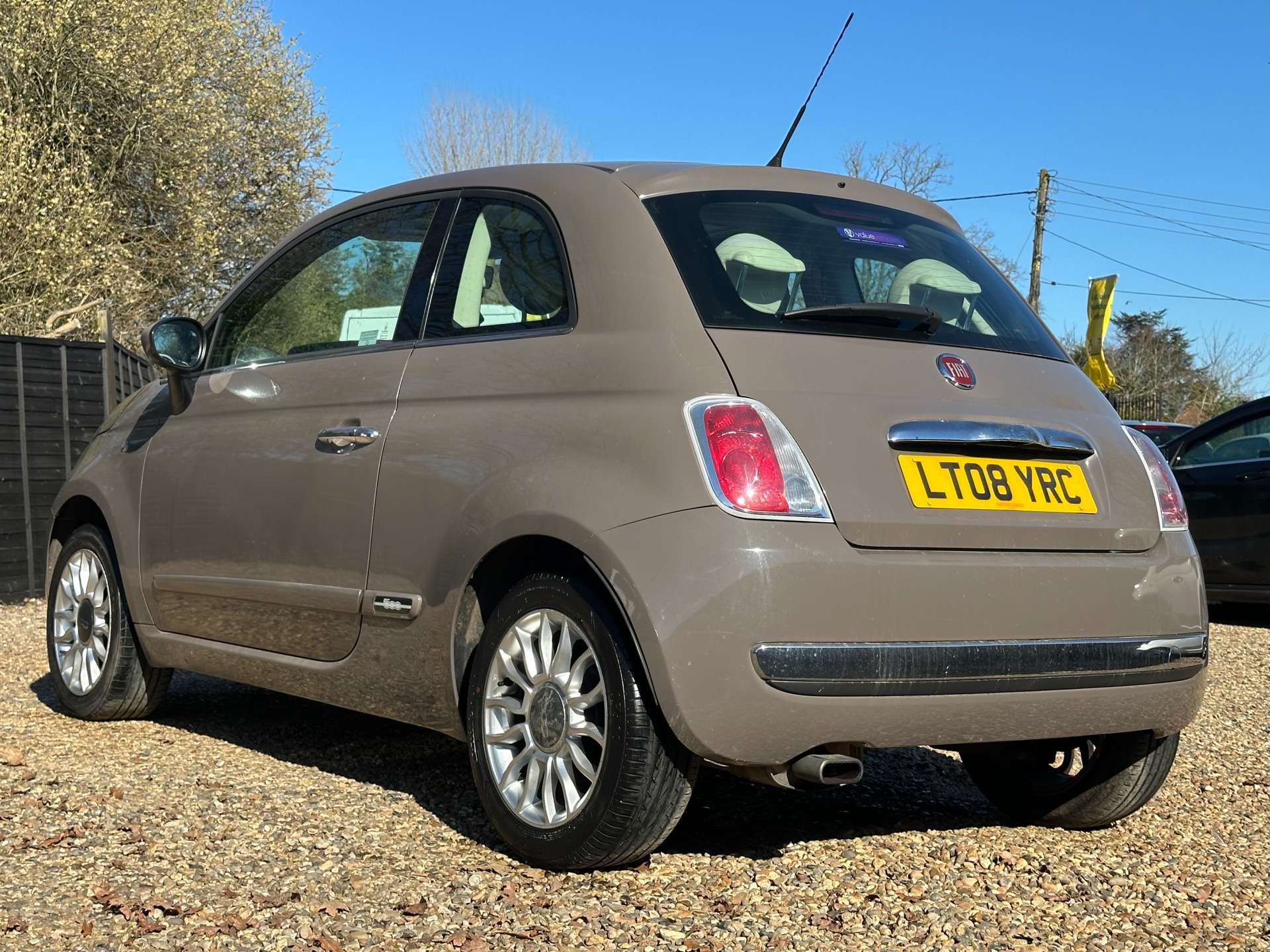 FIAT 500 1.2 500 Lounge RHD 3dr #4