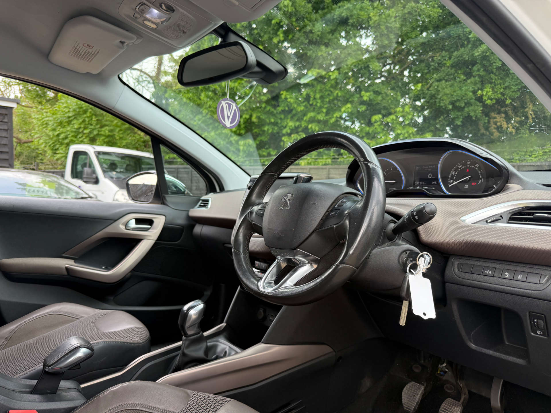 PEUGEOT 2008 1.2 2008 Allure 5dr #8