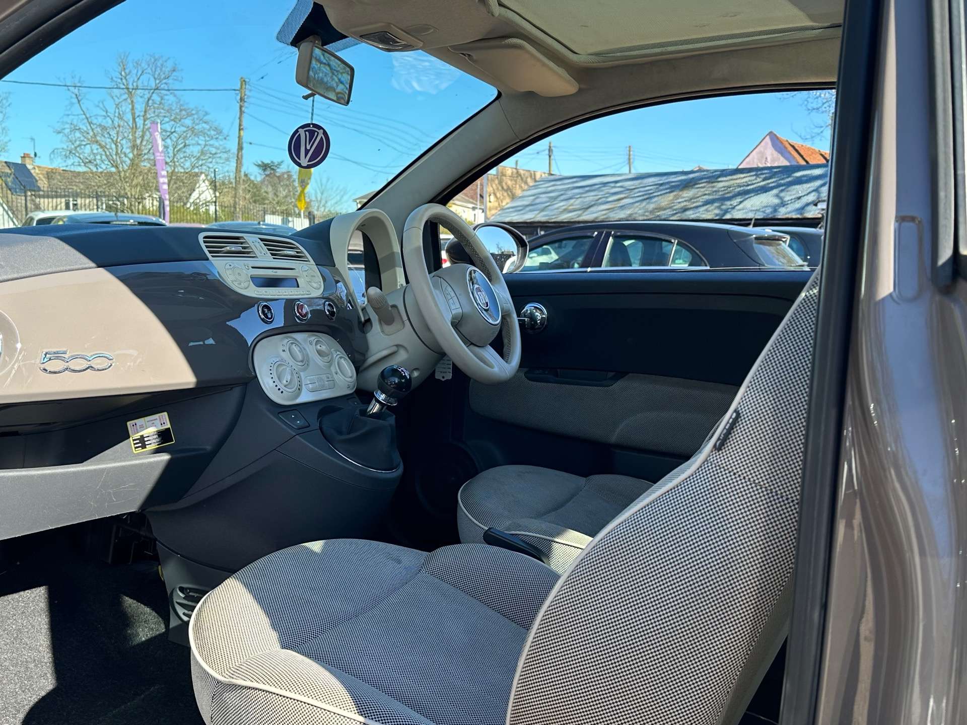 FIAT 500 1.2 500 Lounge RHD 3dr #14